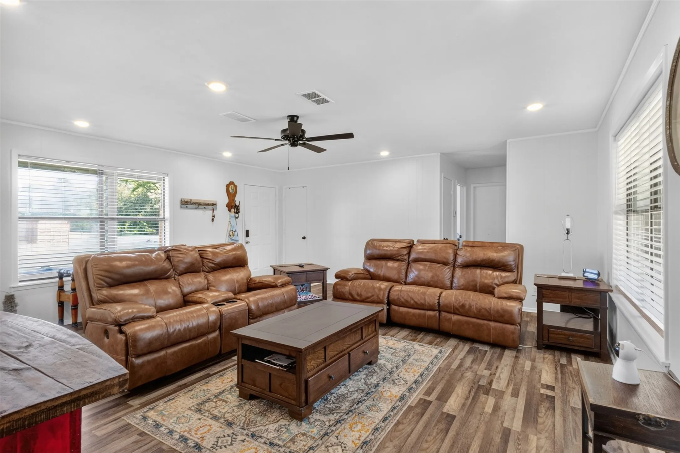 Single Family Residence For Sale in Upshur County , 6834 Fm 1795, Gilmer, Texas 75644, 3 Bedroom, 2 Bathroom, 2 Garage spaces, 1,714 Sqft, built in 1993, Price $269,900, mls#21364941, Real Estate Agent in Gilmer, Homes For Sale in Upshur county, Homes For Sale in Gilmer, Realtor in Gilmer Texas, Real Estate Brokerage Independent Realty Texas, Luminita Cordes Realtor