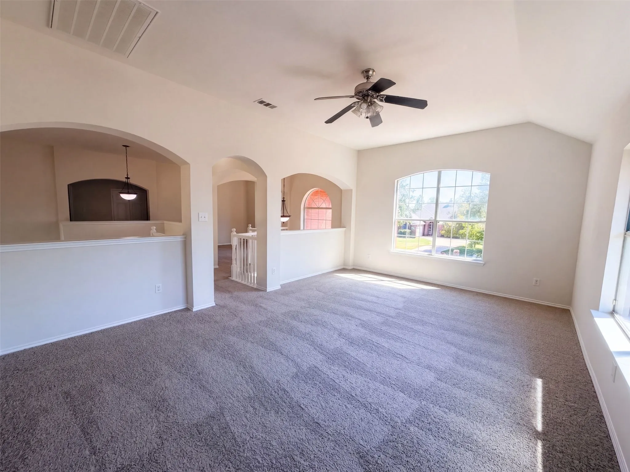 Single Family Residence For Sale in Collin County , 217 Green Acres Drive, Murphy, Texas 75094, 5 Bedroom, 4 Bathroom, 2 Garage spaces, 4,158 Sqft, built in 2003, mls#21365241, Real Estate Agent in Murphy, Homes For Sale in Collin county, Homes For Sale in Murphy, Realtor in Murphy Texas, Real Estate Brokerage Independent Realty Texas, Luminita Cordes Realtor
