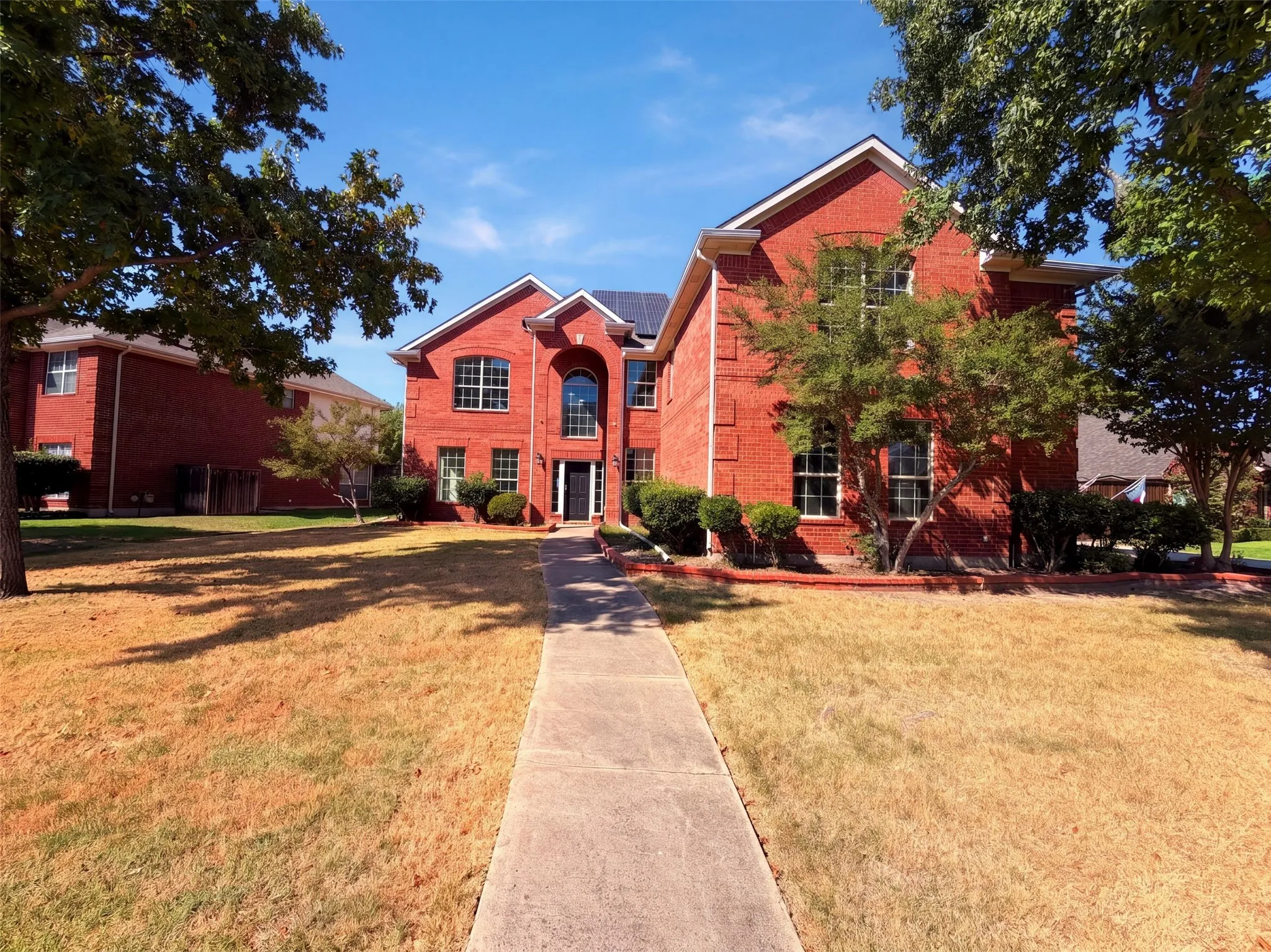Single Family Residence For Sale in Collin County , 217 Green Acres Drive, Murphy, Texas 75094, 5 Bedroom, 4 Bathroom, 2 Garage spaces, 4,158 Sqft, built in 2003, mls#21365241, Real Estate Agent in Murphy, Homes For Sale in Collin county, Homes For Sale in Murphy, Realtor in Murphy Texas, Real Estate Brokerage Independent Realty Texas, Luminita Cordes Realtor