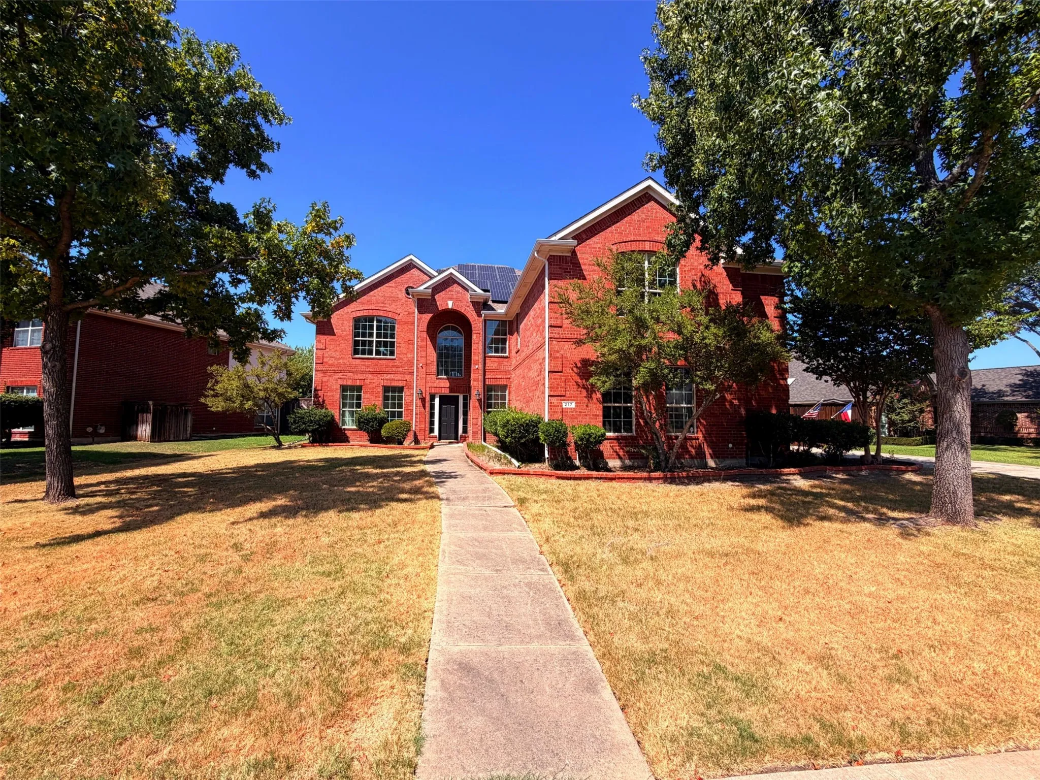 Single Family Residence For Sale in Collin County , 217 Green Acres Drive, Murphy, Texas 75094, 5 Bedroom, 4 Bathroom, 2 Garage spaces, 4,158 Sqft, built in 2003, mls#21365241, Real Estate Agent in Murphy, Homes For Sale in Collin county, Homes For Sale in Murphy, Realtor in Murphy Texas, Real Estate Brokerage Independent Realty Texas, Luminita Cordes Realtor