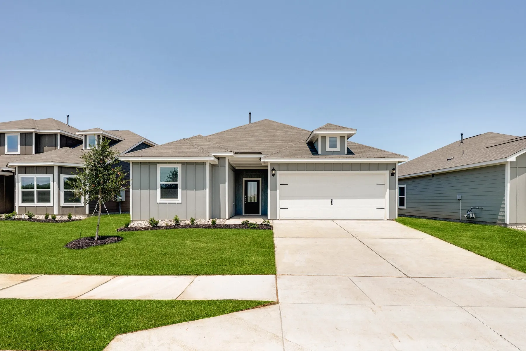Single Family Residence For Rent in Tarrant County , 9672 Stranton Drive, Fort Worth, Texas 76140, 4 Bedroom, 2 Bathroom, 2 Garage spaces, 1,724 Sqft, built in 2026, Price $2,470, mls#21365251, Real Estate Agent in Fort Worth, Homes For Rent in Tarrant county, Homes For Rent in Fort Worth, Realtor in Fort Worth Texas, Real Estate Brokerage Independent Realty Texas, Luminita Cordes Realtor