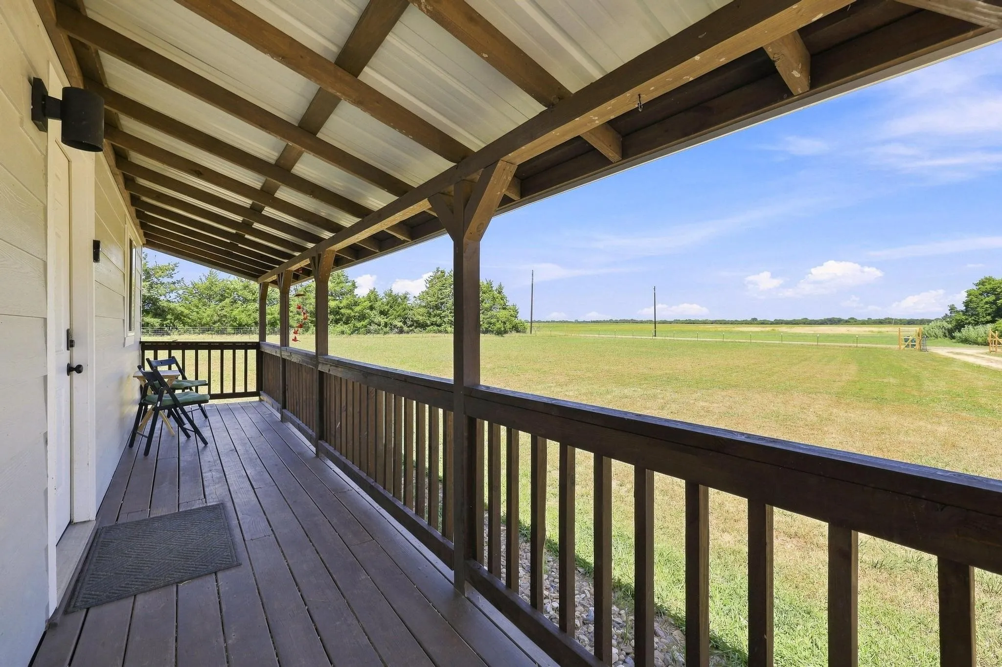 Single Family Residence For Sale in Lamar County , 1703 Fm 1501, Deport, Texas 75435, 2 Bedroom, 1 Bathroom, Garage spaces, 720 Sqft, built in 2012, mls#21365029, Real Estate Agent in Deport, Homes For Sale in Lamar county, Homes For Sale in Deport, Realtor in Deport Texas, Real Estate Brokerage Independent Realty Texas, Luminita Cordes Realtor