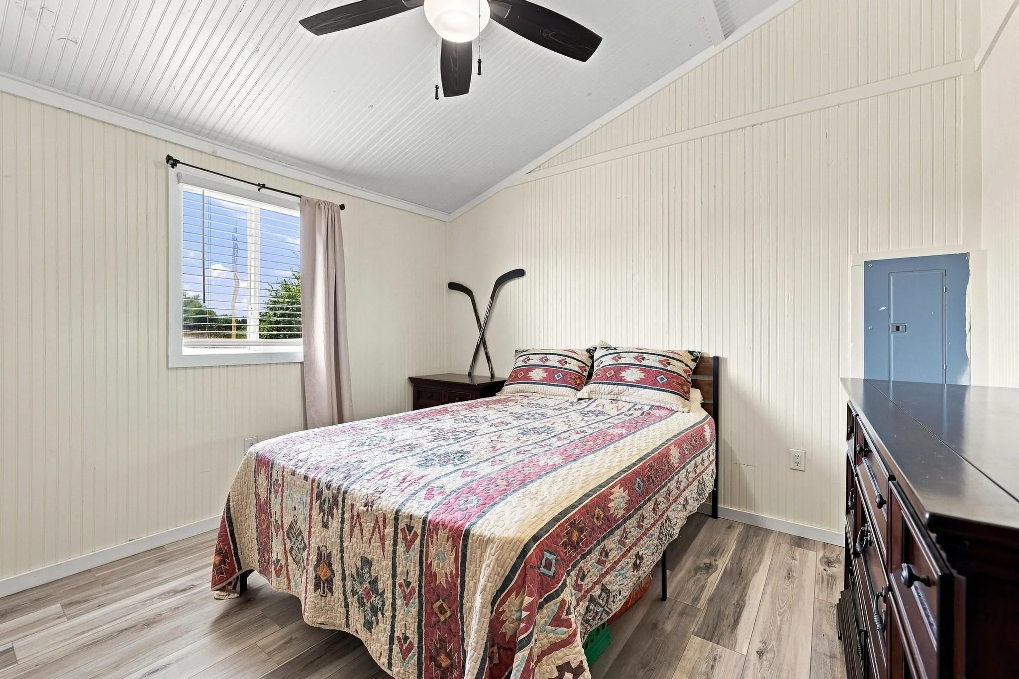 Single Family Residence For Sale in Lamar County , 1703 Fm 1501, Deport, Texas 75435, 2 Bedroom, 1 Bathroom, Garage spaces, 720 Sqft, built in 2012, mls#21365029, Real Estate Agent in Deport, Homes For Sale in Lamar county, Homes For Sale in Deport, Realtor in Deport Texas, Real Estate Brokerage Independent Realty Texas, Luminita Cordes Realtor