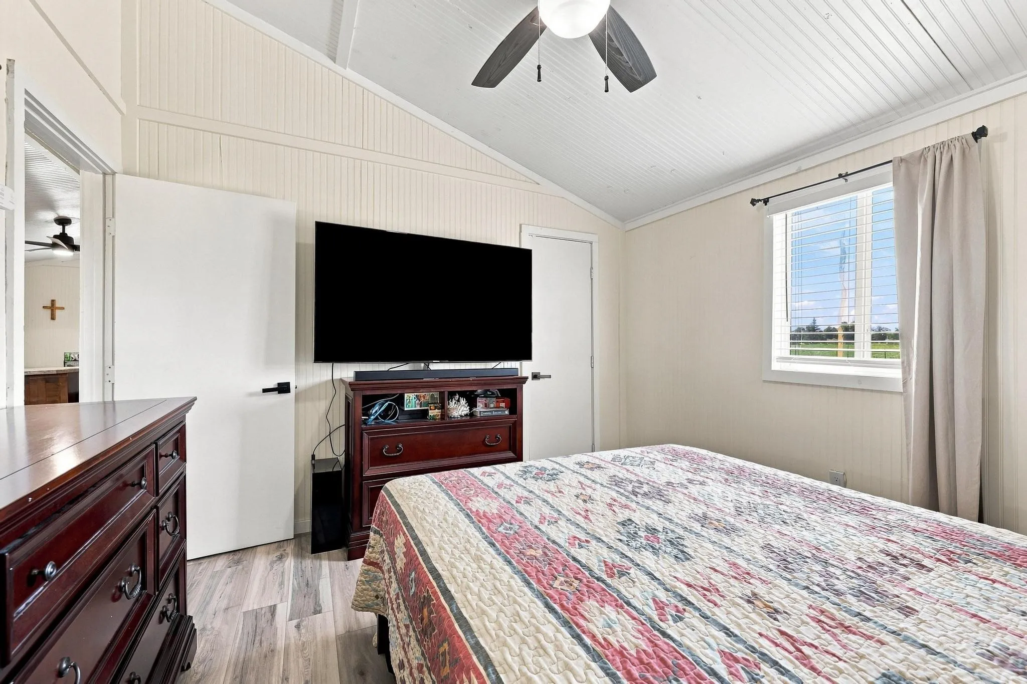 Single Family Residence For Sale in Lamar County , 1703 Fm 1501, Deport, Texas 75435, 2 Bedroom, 1 Bathroom, Garage spaces, 720 Sqft, built in 2012, mls#21365029, Real Estate Agent in Deport, Homes For Sale in Lamar county, Homes For Sale in Deport, Realtor in Deport Texas, Real Estate Brokerage Independent Realty Texas, Luminita Cordes Realtor
