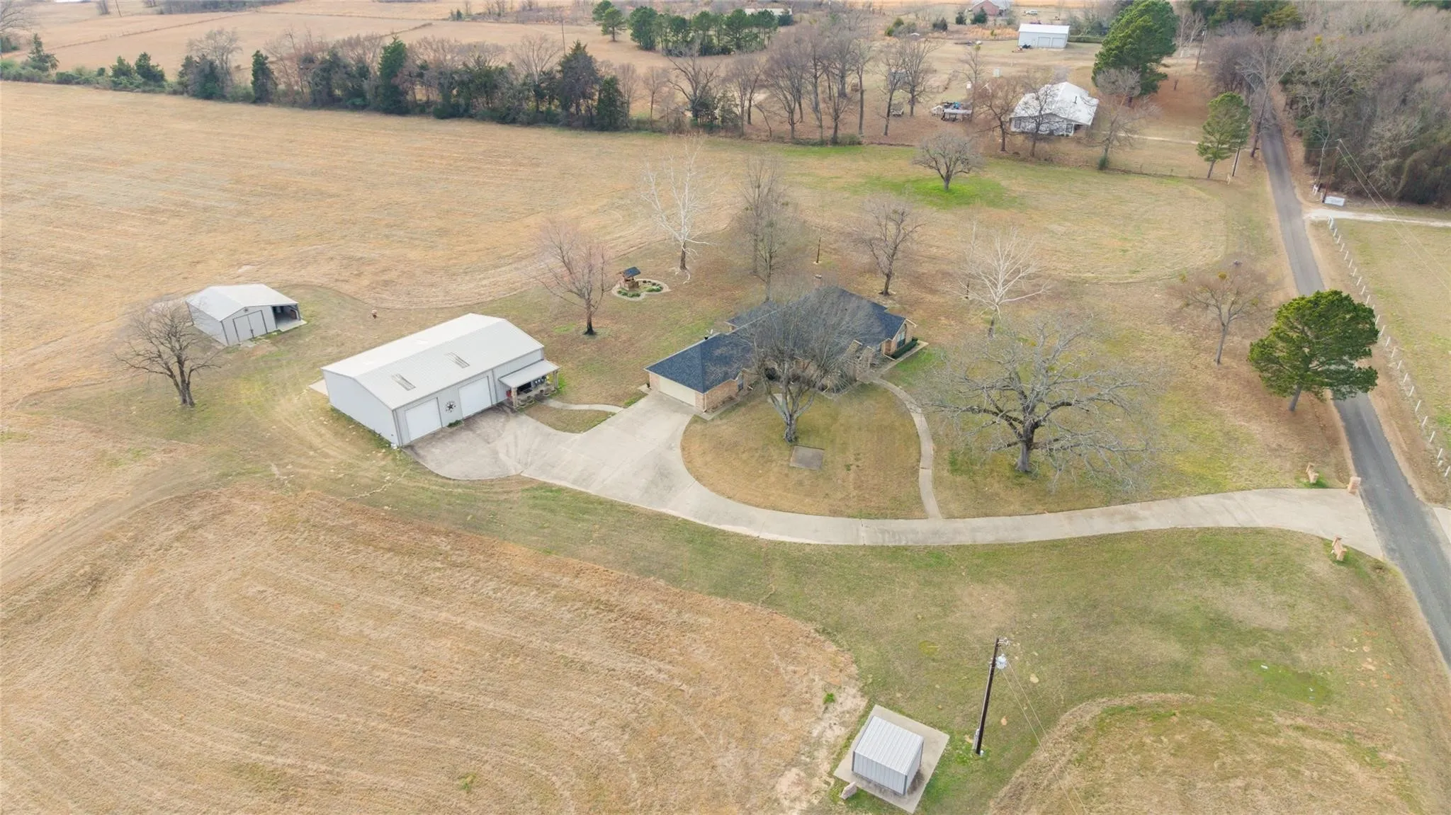 Farm For Sale in Franklin (TX) County , 1127-2 County Road Sw 3230, Winnsboro, Texas 75494, 3 Bedroom, 4 Bathroom, 2 Garage spaces, 2,857 Sqft, built in 1993, Price $699,000, mls#21365262, Real Estate Agent in Winnsboro, Homes For Sale in Franklin (TX) county, Homes For Sale in Winnsboro, Realtor in Winnsboro Texas, Real Estate Brokerage Independent Realty Texas, Luminita Cordes Realtor