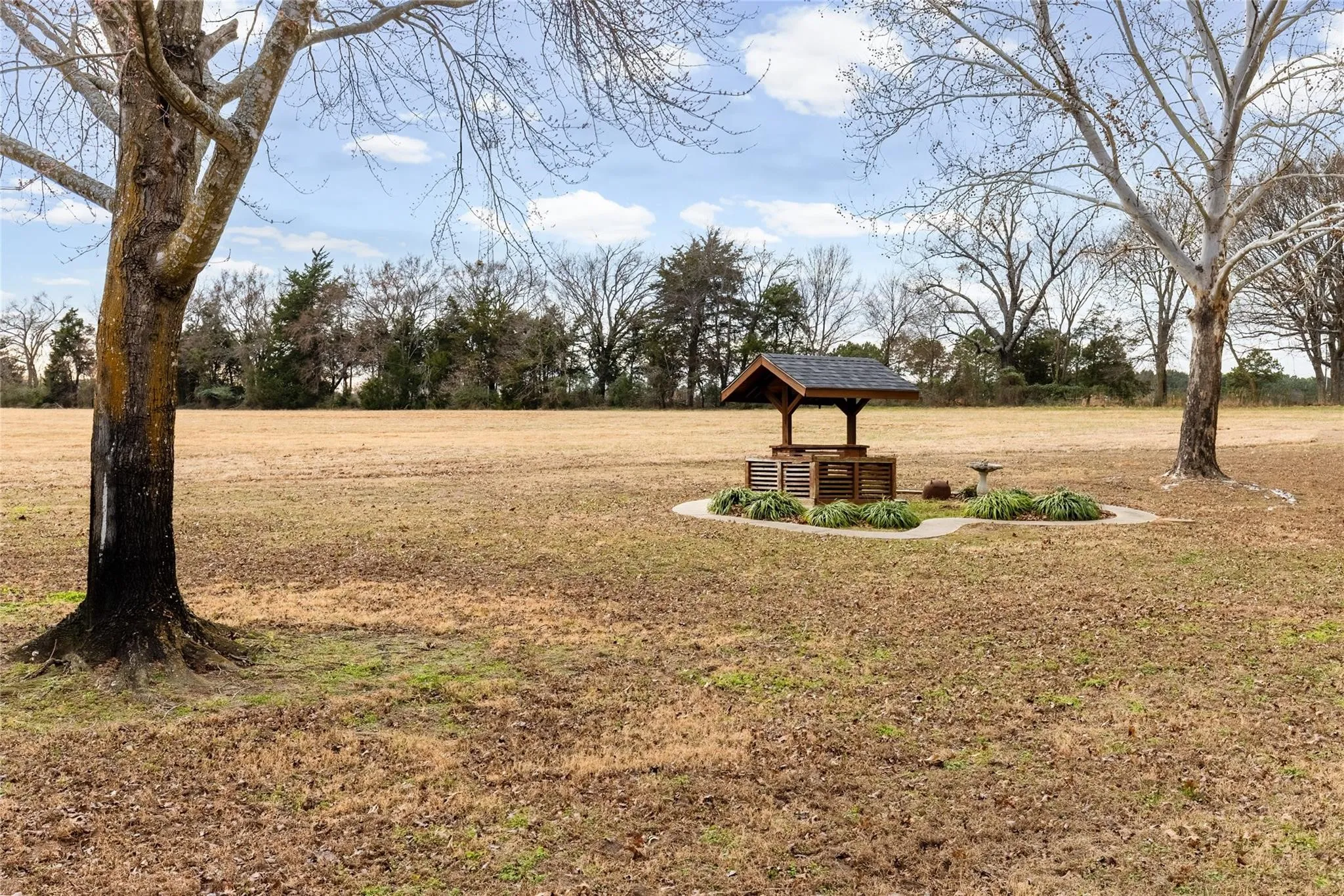 Farm For Sale in Franklin (TX) County , 1127-2 County Road Sw 3230, Winnsboro, Texas 75494, 3 Bedroom, 4 Bathroom, 2 Garage spaces, 2,857 Sqft, built in 1993, Price $699,000, mls#21365262, Real Estate Agent in Winnsboro, Homes For Sale in Franklin (TX) county, Homes For Sale in Winnsboro, Realtor in Winnsboro Texas, Real Estate Brokerage Independent Realty Texas, Luminita Cordes Realtor