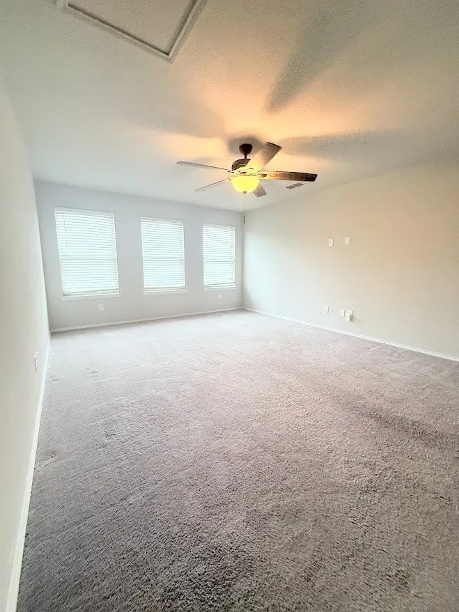 Single Family Residence For Rent in Kaufman County , 3018 Montrose Court, Forney, Texas 75126, 3 Bedroom, 3 Bathroom, 2 Garage spaces, 2,463 Sqft, built in 2019, mls#21365265, Real Estate Agent in Forney, Homes For Rent in Kaufman county, Homes For Rent in Forney, Realtor in Forney Texas, Real Estate Brokerage Independent Realty Texas, Luminita Cordes Realtor