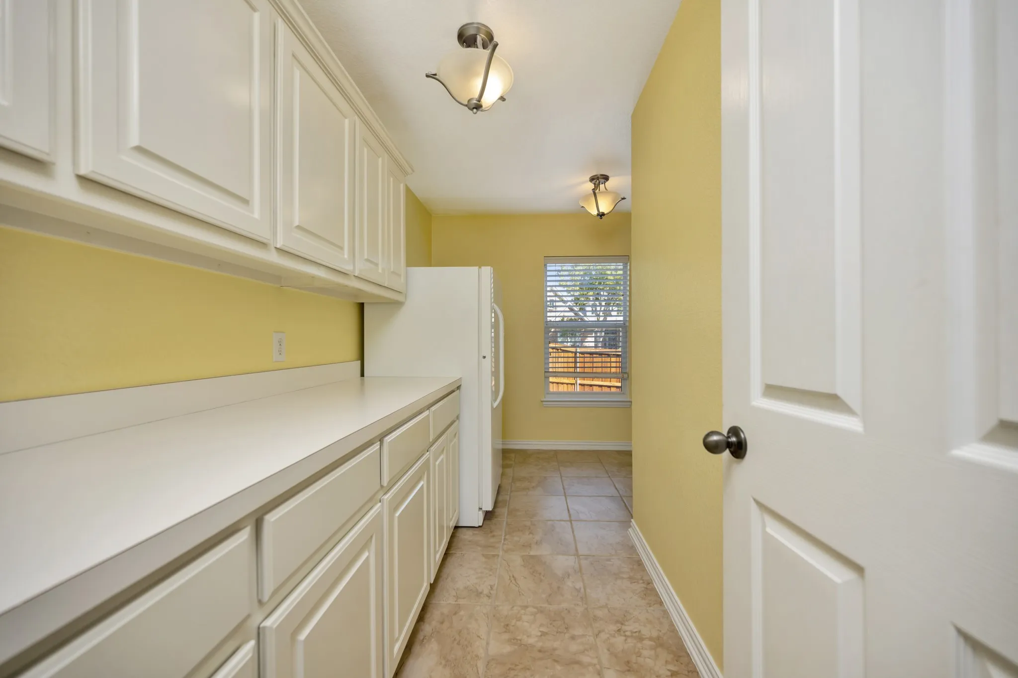 Single Family Residence For Sale in Tarrant County , 956 Water Oak Drive, Grapevine, Texas 76051, 4 Bedroom, 4 Bathroom, 3 Garage spaces, 4,063 Sqft, built in 2004, mls#21360223, Real Estate Agent in Grapevine, Homes For Sale in Tarrant county, Homes For Sale in Grapevine, Realtor in Grapevine Texas, Real Estate Brokerage Independent Realty Texas, Luminita Cordes Realtor