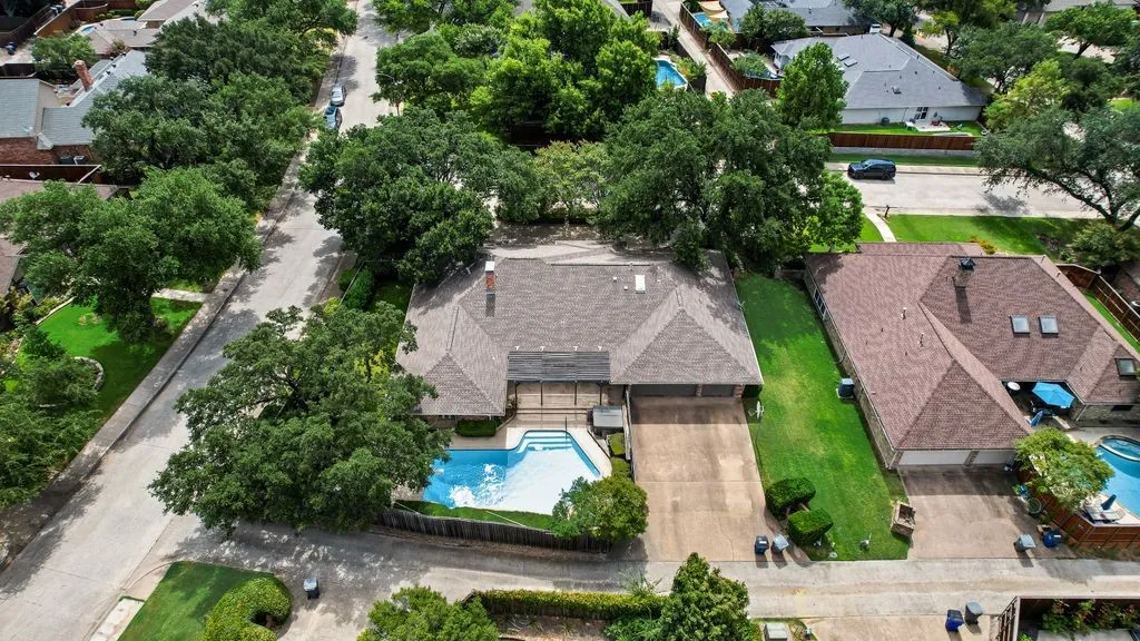 Single Family Residence For Sale in Dallas County , 7719 Applecross Lane, Dallas, Texas 75248, 5 Bedroom, 4 Bathroom, 3 Garage spaces, 3,172 Sqft, built in 1976, mls#21362871, Real Estate Agent in Dallas, Homes For Sale in Dallas county, Homes For Sale in Dallas, Realtor in Dallas Texas, Real Estate Brokerage Independent Realty Texas, Luminita Cordes Realtor