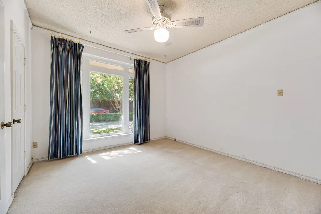 Single Family Residence For Sale in Dallas County , 7719 Applecross Lane, Dallas, Texas 75248, 5 Bedroom, 4 Bathroom, 3 Garage spaces, 3,172 Sqft, built in 1976, mls#21362871, Real Estate Agent in Dallas, Homes For Sale in Dallas county, Homes For Sale in Dallas, Realtor in Dallas Texas, Real Estate Brokerage Independent Realty Texas, Luminita Cordes Realtor