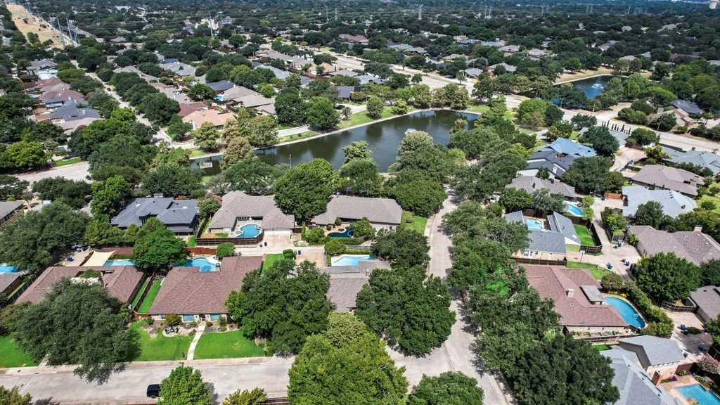 Single Family Residence For Sale in Dallas County , 7719 Applecross Lane, Dallas, Texas 75248, 5 Bedroom, 4 Bathroom, 3 Garage spaces, 3,172 Sqft, built in 1976, mls#21362871, Real Estate Agent in Dallas, Homes For Sale in Dallas county, Homes For Sale in Dallas, Realtor in Dallas Texas, Real Estate Brokerage Independent Realty Texas, Luminita Cordes Realtor