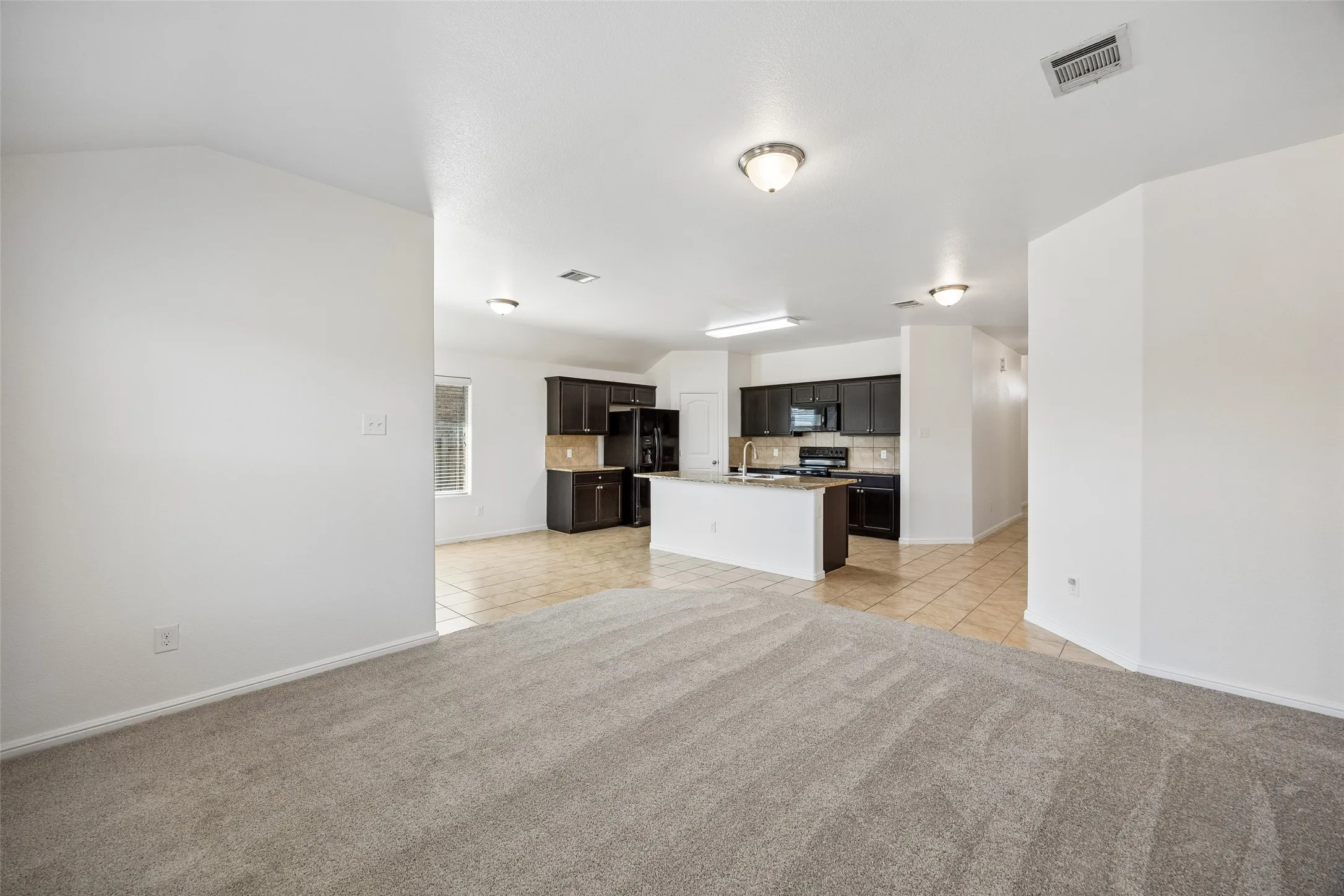 Single Family Residence For Sale in Tarrant County , 4236 Gallowgate Drive, Fort Worth, Texas 76123, 4 Bedroom, 2 Bathroom, 2 Garage spaces, 1,587 Sqft, built in 2018, Price $295,000, mls#21365277, Real Estate Agent in Fort Worth, Homes For Sale in Tarrant county, Homes For Sale in Fort Worth, Realtor in Fort Worth Texas, Real Estate Brokerage Independent Realty Texas, Luminita Cordes Realtor