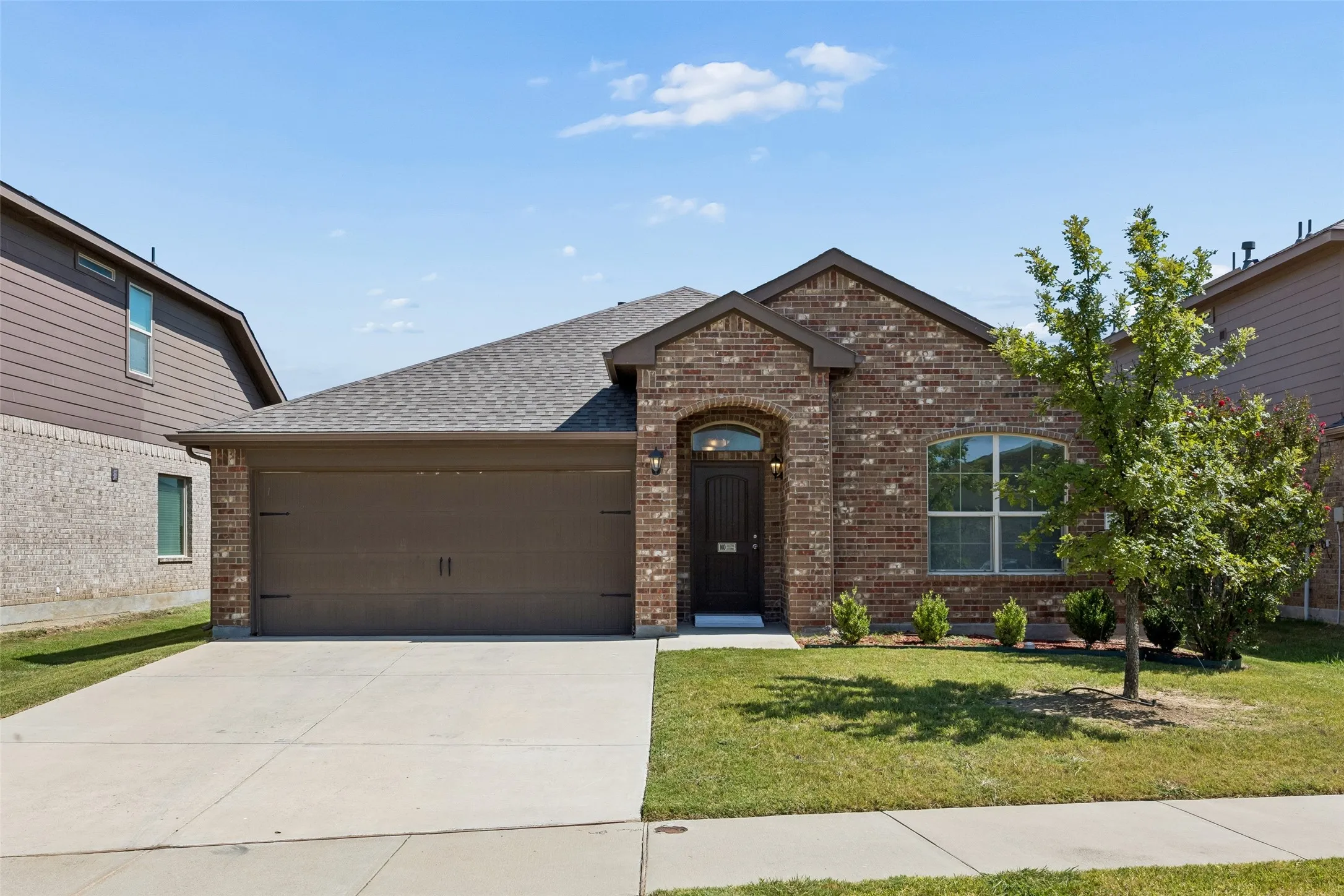 Single Family Residence For Sale in Tarrant County , 4236 Gallowgate Drive, Fort Worth, Texas 76123, 4 Bedroom, 2 Bathroom, 2 Garage spaces, 1,587 Sqft, built in 2018, Price $295,000, mls#21365277, Real Estate Agent in Fort Worth, Homes For Sale in Tarrant county, Homes For Sale in Fort Worth, Realtor in Fort Worth Texas, Real Estate Brokerage Independent Realty Texas, Luminita Cordes Realtor