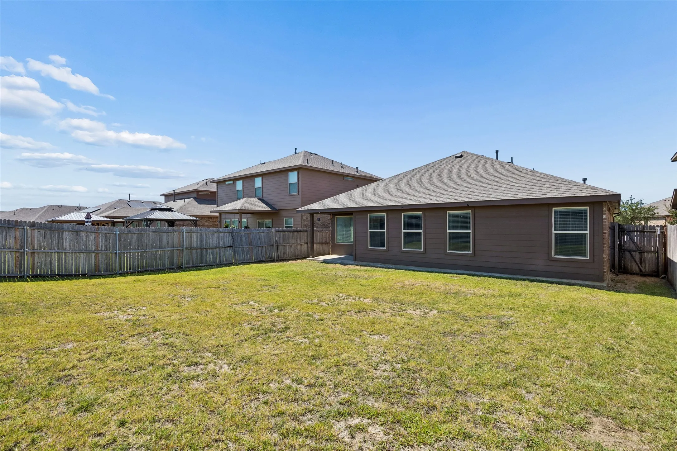Single Family Residence For Sale in Tarrant County , 4236 Gallowgate Drive, Fort Worth, Texas 76123, 4 Bedroom, 2 Bathroom, 2 Garage spaces, 1,587 Sqft, built in 2018, Price $295,000, mls#21365277, Real Estate Agent in Fort Worth, Homes For Sale in Tarrant county, Homes For Sale in Fort Worth, Realtor in Fort Worth Texas, Real Estate Brokerage Independent Realty Texas, Luminita Cordes Realtor