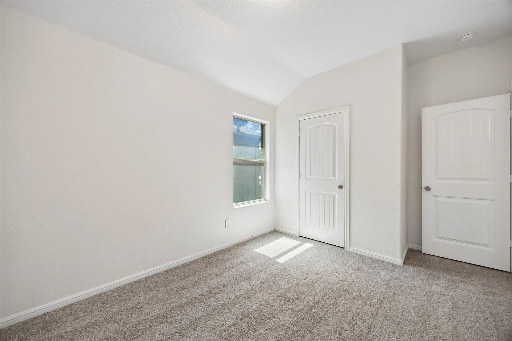 Single Family Residence For Sale in Tarrant County , 4236 Gallowgate Drive, Fort Worth, Texas 76123, 4 Bedroom, 2 Bathroom, 2 Garage spaces, 1,587 Sqft, built in 2018, Price $295,000, mls#21365277, Real Estate Agent in Fort Worth, Homes For Sale in Tarrant county, Homes For Sale in Fort Worth, Realtor in Fort Worth Texas, Real Estate Brokerage Independent Realty Texas, Luminita Cordes Realtor