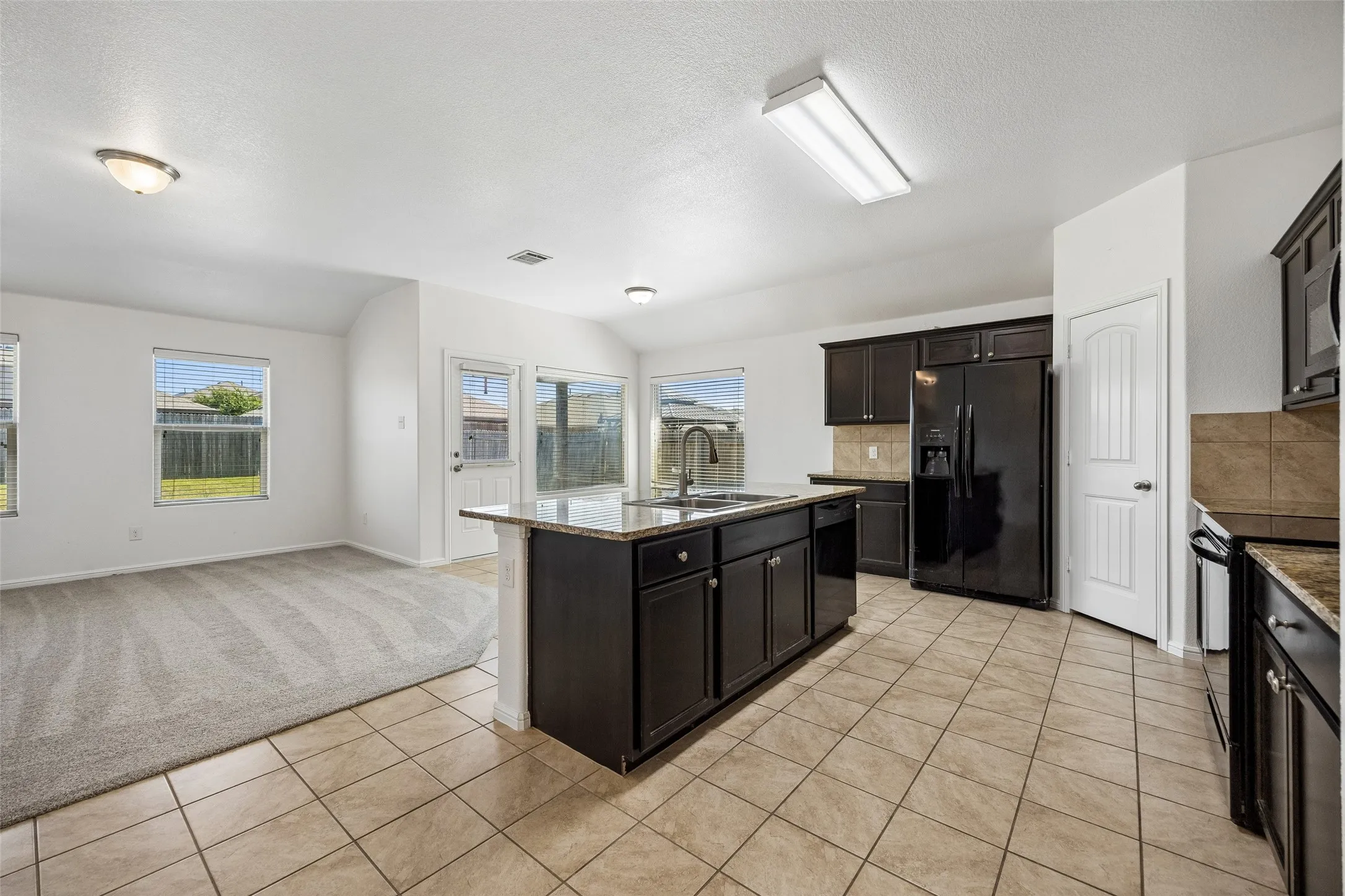Single Family Residence For Sale in Tarrant County , 4236 Gallowgate Drive, Fort Worth, Texas 76123, 4 Bedroom, 2 Bathroom, 2 Garage spaces, 1,587 Sqft, built in 2018, Price $295,000, mls#21365277, Real Estate Agent in Fort Worth, Homes For Sale in Tarrant county, Homes For Sale in Fort Worth, Realtor in Fort Worth Texas, Real Estate Brokerage Independent Realty Texas, Luminita Cordes Realtor
