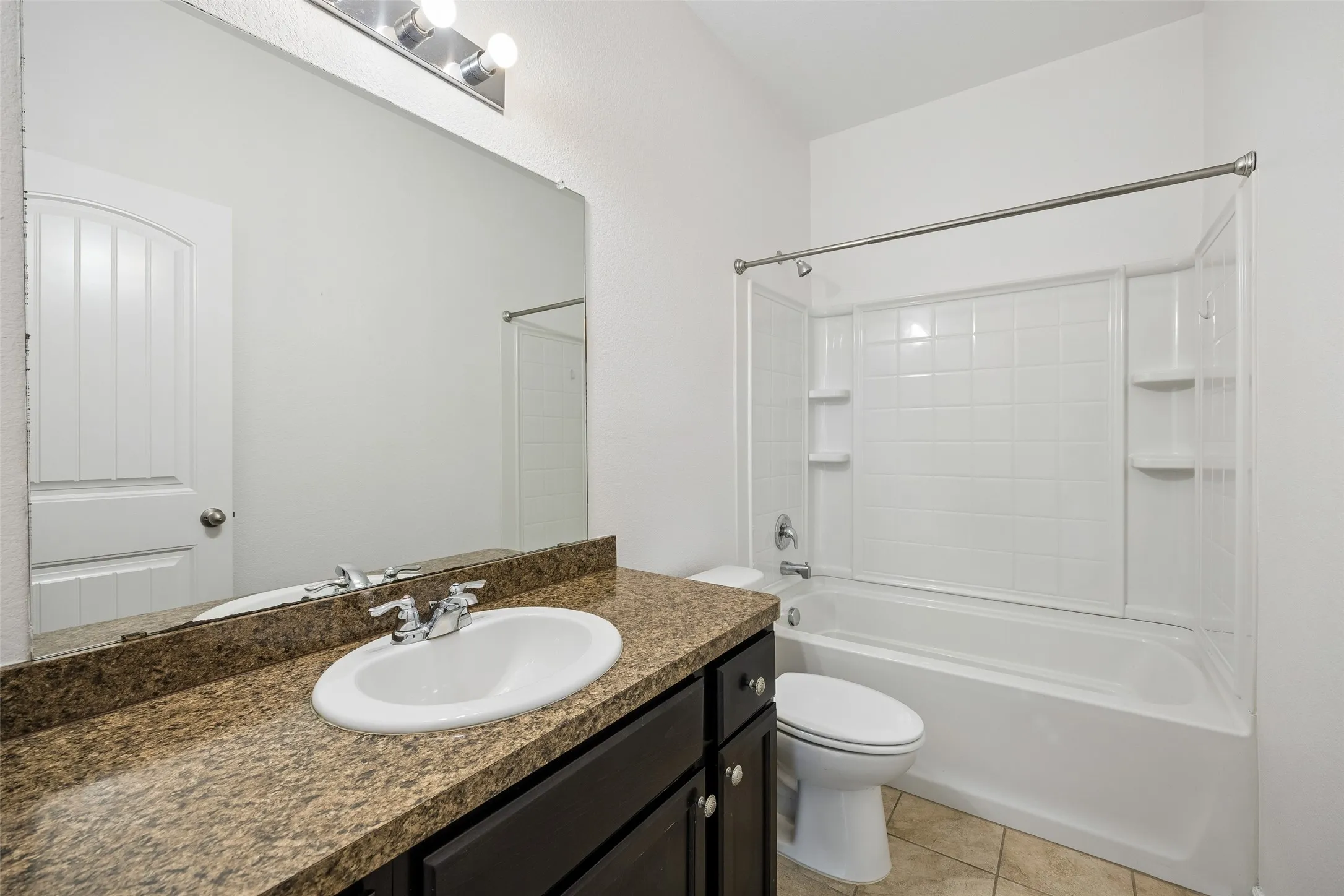 Single Family Residence For Sale in Tarrant County , 4236 Gallowgate Drive, Fort Worth, Texas 76123, 4 Bedroom, 2 Bathroom, 2 Garage spaces, 1,587 Sqft, built in 2018, Price $295,000, mls#21365277, Real Estate Agent in Fort Worth, Homes For Sale in Tarrant county, Homes For Sale in Fort Worth, Realtor in Fort Worth Texas, Real Estate Brokerage Independent Realty Texas, Luminita Cordes Realtor
