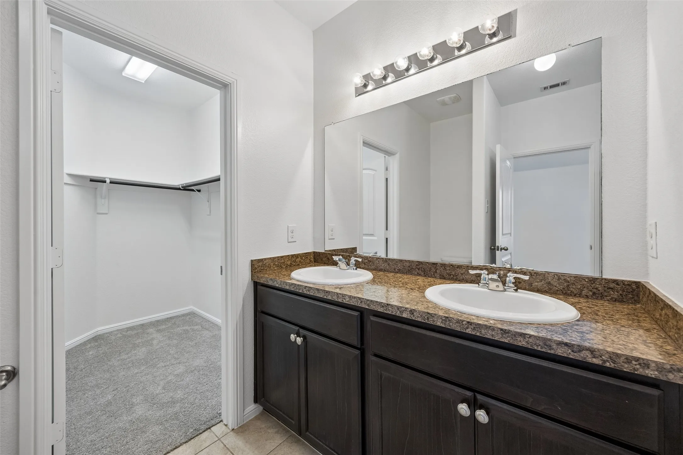 Single Family Residence For Sale in Tarrant County , 4236 Gallowgate Drive, Fort Worth, Texas 76123, 4 Bedroom, 2 Bathroom, 2 Garage spaces, 1,587 Sqft, built in 2018, Price $295,000, mls#21365277, Real Estate Agent in Fort Worth, Homes For Sale in Tarrant county, Homes For Sale in Fort Worth, Realtor in Fort Worth Texas, Real Estate Brokerage Independent Realty Texas, Luminita Cordes Realtor