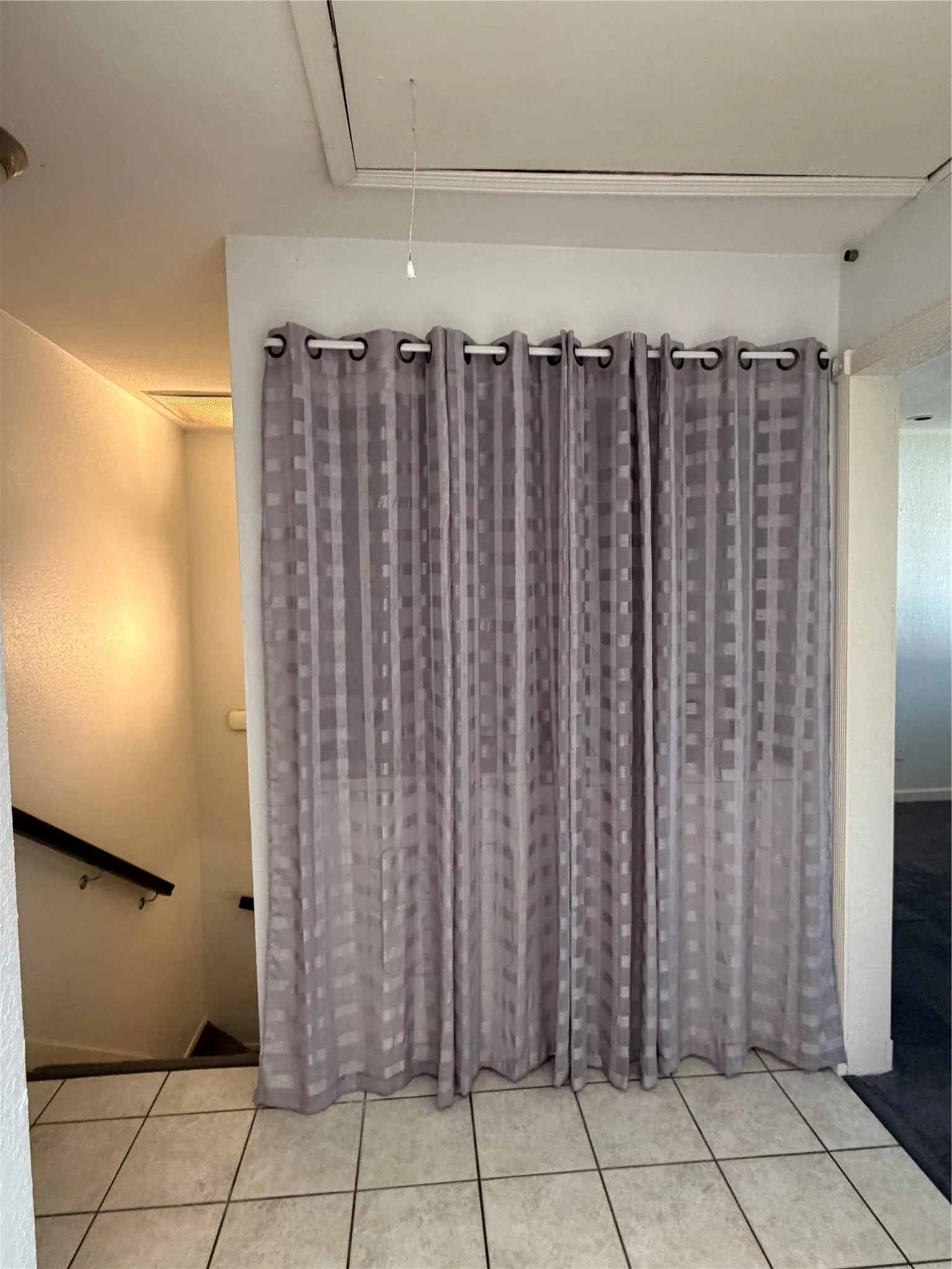 Condominium For Sale in Dallas County , 5740 Martel Avenue B15, Dallas, Texas 75206, 1 Bedroom, 2 Bathroom, 1 Garage spaces, 781 Sqft, built in 1983, mls#21364606, Real Estate Agent in Dallas, Homes For Sale in Dallas county, Homes For Sale in Dallas, Realtor in Dallas Texas, Real Estate Brokerage Independent Realty Texas, Luminita Cordes Realtor