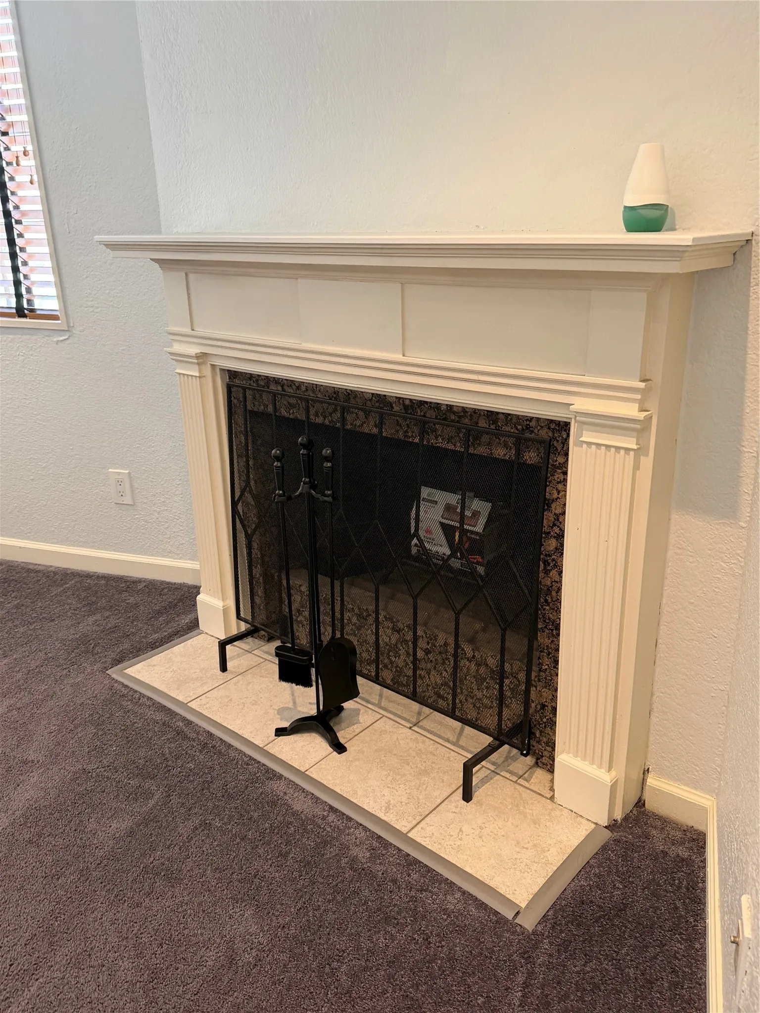 Condominium For Sale in Dallas County , 5740 Martel Avenue B15, Dallas, Texas 75206, 1 Bedroom, 2 Bathroom, 1 Garage spaces, 781 Sqft, built in 1983, mls#21364606, Real Estate Agent in Dallas, Homes For Sale in Dallas county, Homes For Sale in Dallas, Realtor in Dallas Texas, Real Estate Brokerage Independent Realty Texas, Luminita Cordes Realtor