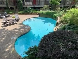Condominium For Sale in Dallas County , 5740 Martel Avenue B15, Dallas, Texas 75206, 1 Bedroom, 2 Bathroom, 1 Garage spaces, 781 Sqft, built in 1983, mls#21364606, Real Estate Agent in Dallas, Homes For Sale in Dallas county, Homes For Sale in Dallas, Realtor in Dallas Texas, Real Estate Brokerage Independent Realty Texas, Luminita Cordes Realtor