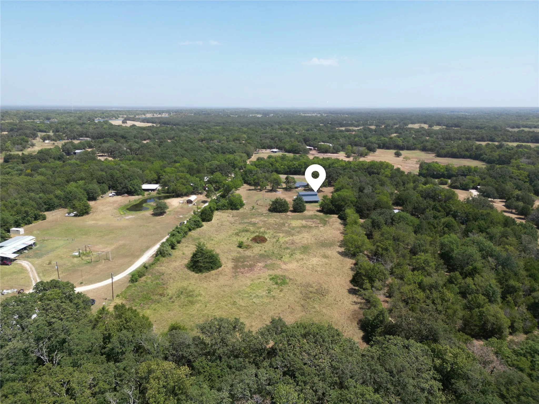 Single Family Residence For Sale in Kaufman County , 20675 Fm 2728, Terrell, Texas 75161, 3 Bedroom, 2 Bathroom, Garage spaces, 1,466 Sqft, built in 1984, mls#21358120, Real Estate Agent in Terrell, Homes For Sale in Kaufman county, Homes For Sale in Terrell, Realtor in Terrell Texas, Real Estate Brokerage Independent Realty Texas, Luminita Cordes Realtor