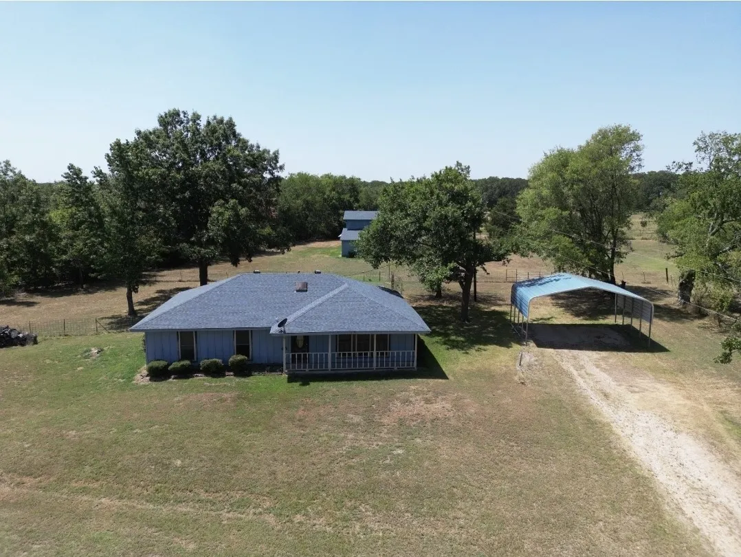 Single Family Residence For Sale in Kaufman County , 20675 Fm 2728, Terrell, Texas 75161, 3 Bedroom, 2 Bathroom, Garage spaces, 1,466 Sqft, built in 1984, mls#21358120, Real Estate Agent in Terrell, Homes For Sale in Kaufman county, Homes For Sale in Terrell, Realtor in Terrell Texas, Real Estate Brokerage Independent Realty Texas, Luminita Cordes Realtor