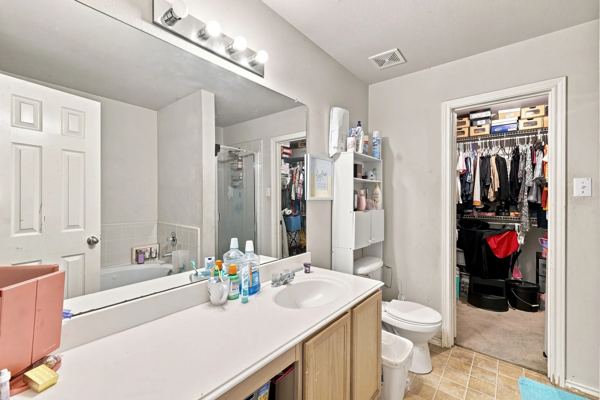 Single Family Residence For Sale in Dallas County , 3512 Loyd Drive, Balch Springs, Texas 75180, 3 Bedroom, 2 Bathroom, 2 Garage spaces, 1,628 Sqft, built in 2005, mls#21365056, Real Estate Agent in Balch Springs, Homes For Sale in Dallas county, Homes For Sale in Balch Springs, Realtor in Balch Springs Texas, Real Estate Brokerage Independent Realty Texas, Luminita Cordes Realtor