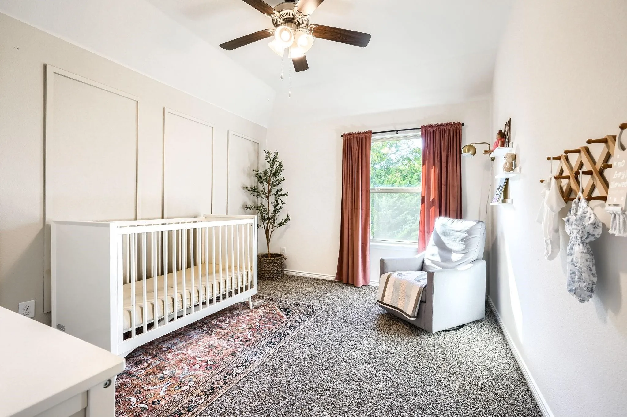 Single Family Residence For Rent in Kaufman County , 4119 Ellinger Drive, Heath, Texas 75126, 4 Bedroom, 4 Bathroom, 2 Garage spaces, 3,278 Sqft, built in 2022, mls#21362868, Real Estate Agent in Heath, Homes For Rent in Kaufman county, Homes For Rent in Heath, Realtor in Heath Texas, Real Estate Brokerage Independent Realty Texas, Luminita Cordes Realtor