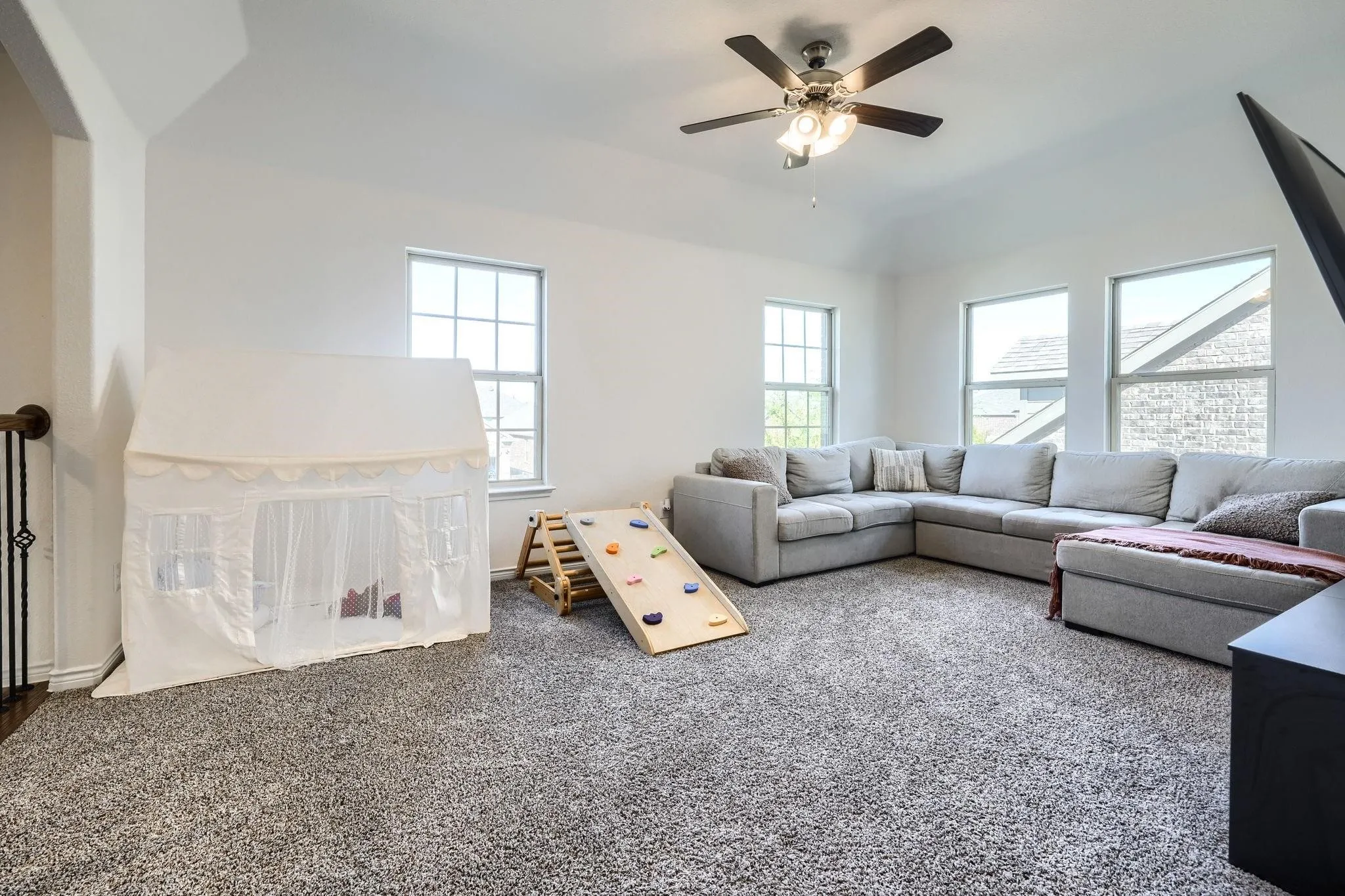Single Family Residence For Rent in Kaufman County , 4119 Ellinger Drive, Heath, Texas 75126, 4 Bedroom, 4 Bathroom, 2 Garage spaces, 3,278 Sqft, built in 2022, mls#21362868, Real Estate Agent in Heath, Homes For Rent in Kaufman county, Homes For Rent in Heath, Realtor in Heath Texas, Real Estate Brokerage Independent Realty Texas, Luminita Cordes Realtor