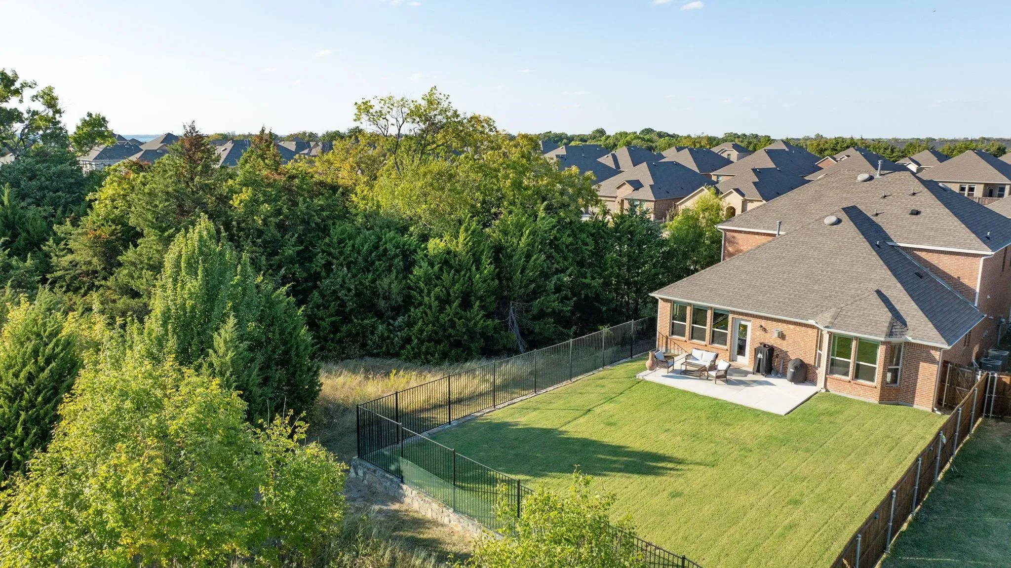 Single Family Residence For Rent in Kaufman County , 4119 Ellinger Drive, Heath, Texas 75126, 4 Bedroom, 4 Bathroom, 2 Garage spaces, 3,278 Sqft, built in 2022, mls#21362868, Real Estate Agent in Heath, Homes For Rent in Kaufman county, Homes For Rent in Heath, Realtor in Heath Texas, Real Estate Brokerage Independent Realty Texas, Luminita Cordes Realtor