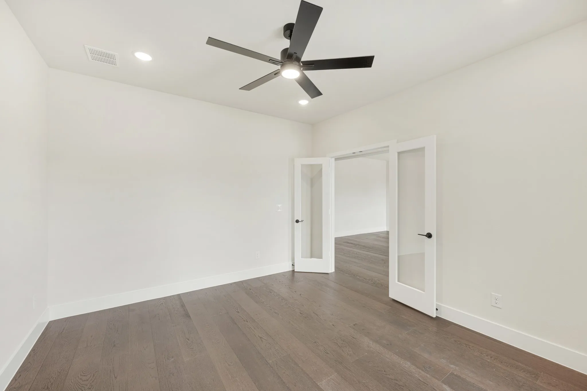 Single Family Residence For Sale in Collin County , 3409 Abingdon Drive, Melissa, Texas 75454, 5 Bedroom, 4 Bathroom, 2 Garage spaces, 3,696 Sqft, built in 2026, mls#21365300, Real Estate Agent in Melissa, Homes For Sale in Collin county, Homes For Sale in Melissa, Realtor in Melissa Texas, Real Estate Brokerage Independent Realty Texas, Luminita Cordes Realtor