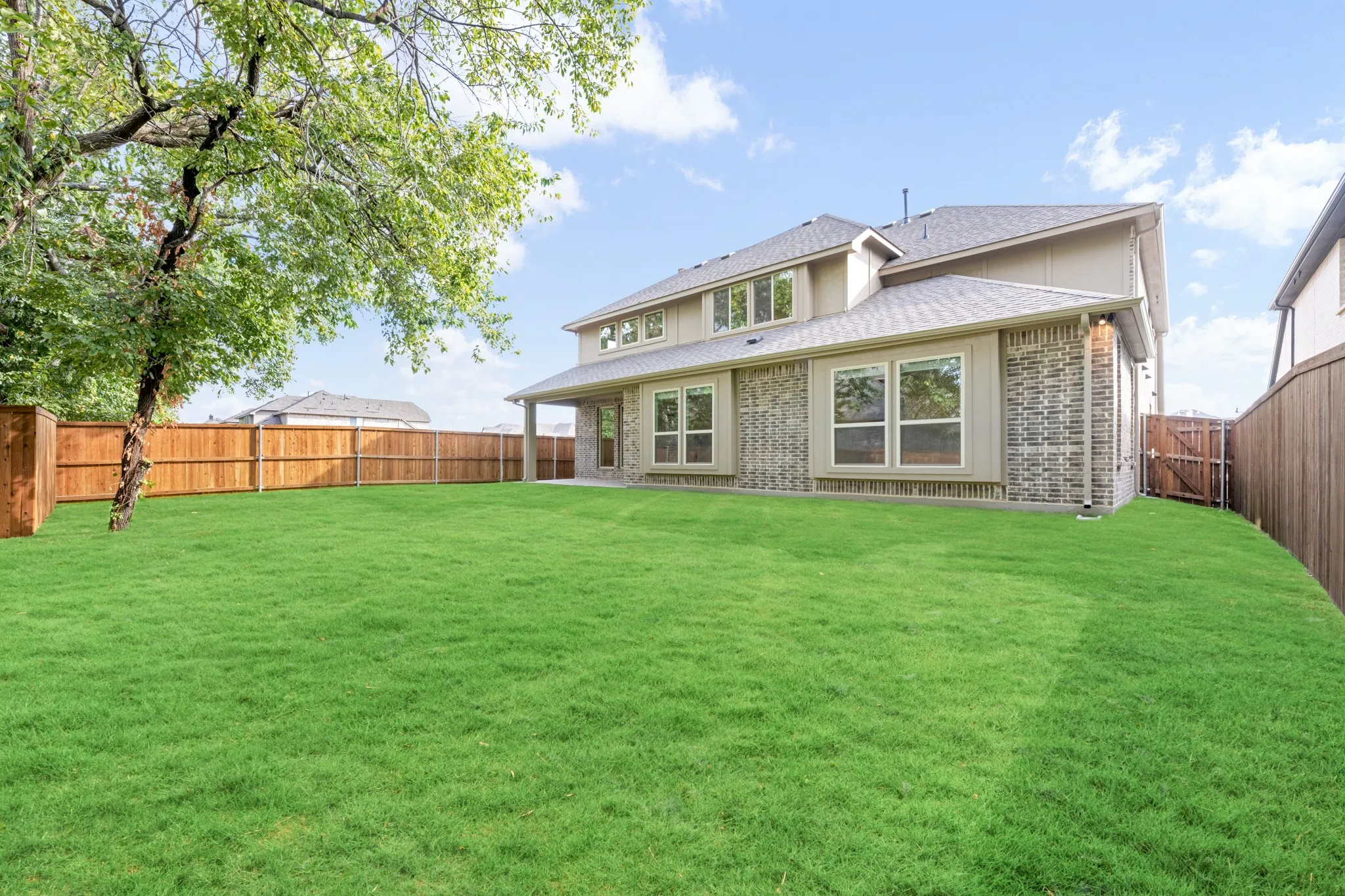 Single Family Residence For Sale in Collin County , 3409 Abingdon Drive, Melissa, Texas 75454, 5 Bedroom, 4 Bathroom, 2 Garage spaces, 3,696 Sqft, built in 2026, mls#21365300, Real Estate Agent in Melissa, Homes For Sale in Collin county, Homes For Sale in Melissa, Realtor in Melissa Texas, Real Estate Brokerage Independent Realty Texas, Luminita Cordes Realtor