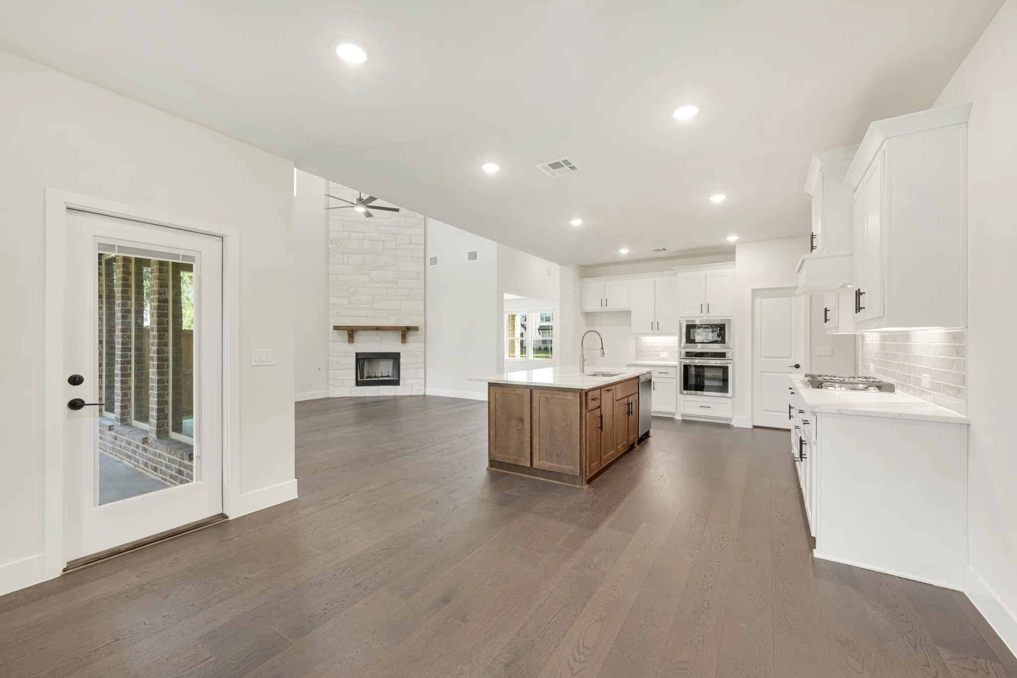 Single Family Residence For Sale in Collin County , 3409 Abingdon Drive, Melissa, Texas 75454, 5 Bedroom, 4 Bathroom, 2 Garage spaces, 3,696 Sqft, built in 2026, mls#21365300, Real Estate Agent in Melissa, Homes For Sale in Collin county, Homes For Sale in Melissa, Realtor in Melissa Texas, Real Estate Brokerage Independent Realty Texas, Luminita Cordes Realtor