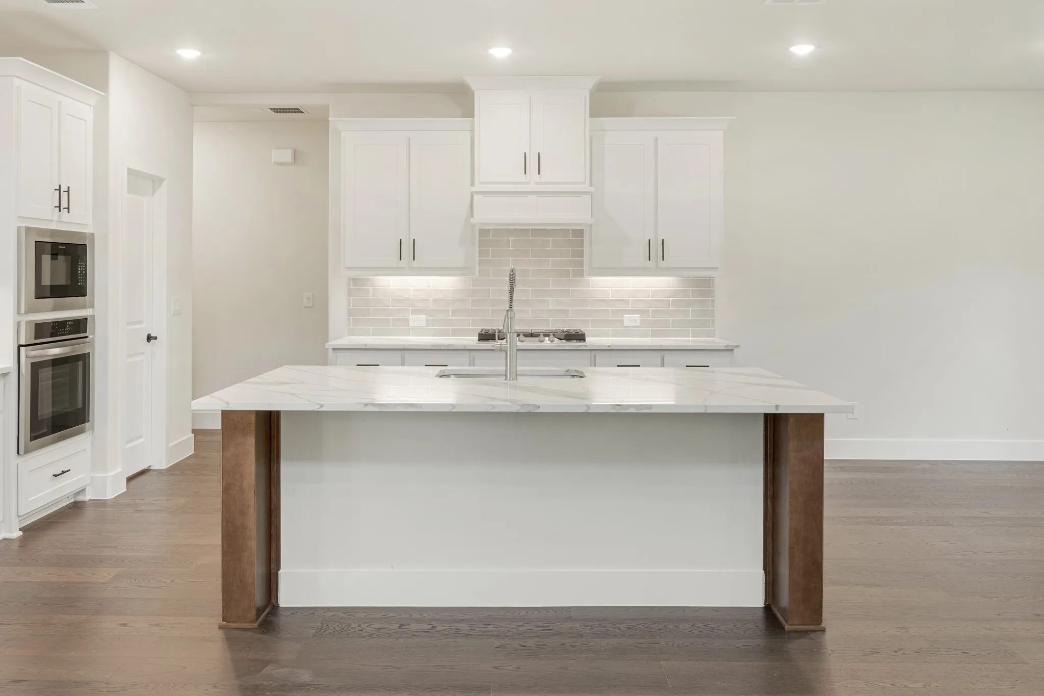 Single Family Residence For Sale in Collin County , 3409 Abingdon Drive, Melissa, Texas 75454, 5 Bedroom, 4 Bathroom, 2 Garage spaces, 3,696 Sqft, built in 2026, mls#21365300, Real Estate Agent in Melissa, Homes For Sale in Collin county, Homes For Sale in Melissa, Realtor in Melissa Texas, Real Estate Brokerage Independent Realty Texas, Luminita Cordes Realtor