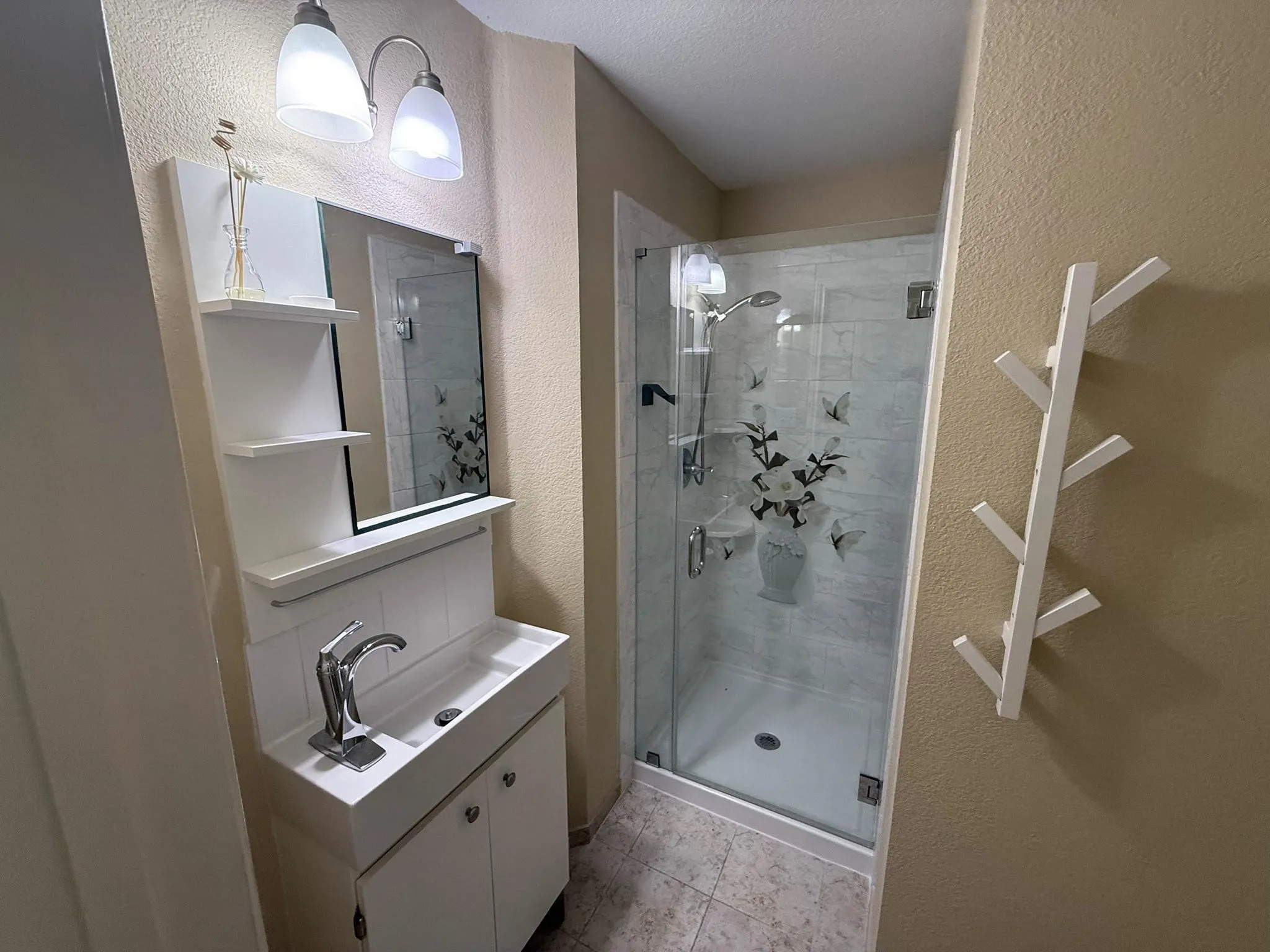 Full bathroom down