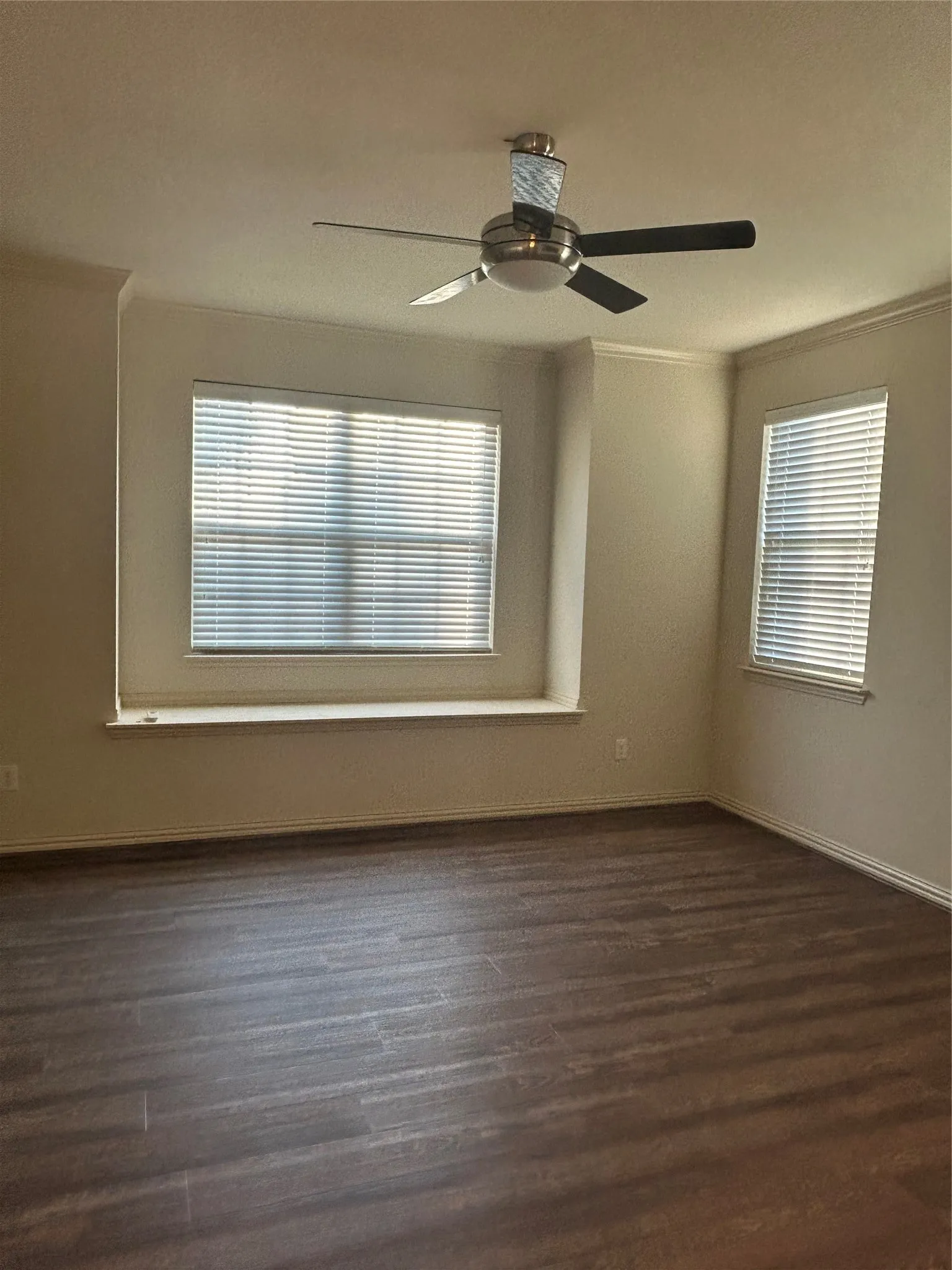Townhouse For Rent in Tarrant County , 6852 Pascal Way, Fort Worth, Texas 76137, 3 Bedroom, 3 Bathroom, 2 Garage spaces, 1,498 Sqft, built in 2016, Price $2,100, mls#21359962, Real Estate Agent in Fort Worth, Homes For Rent in Tarrant county, Homes For Rent in Fort Worth, Realtor in Fort Worth Texas, Real Estate Brokerage Independent Realty Texas, Luminita Cordes Realtor