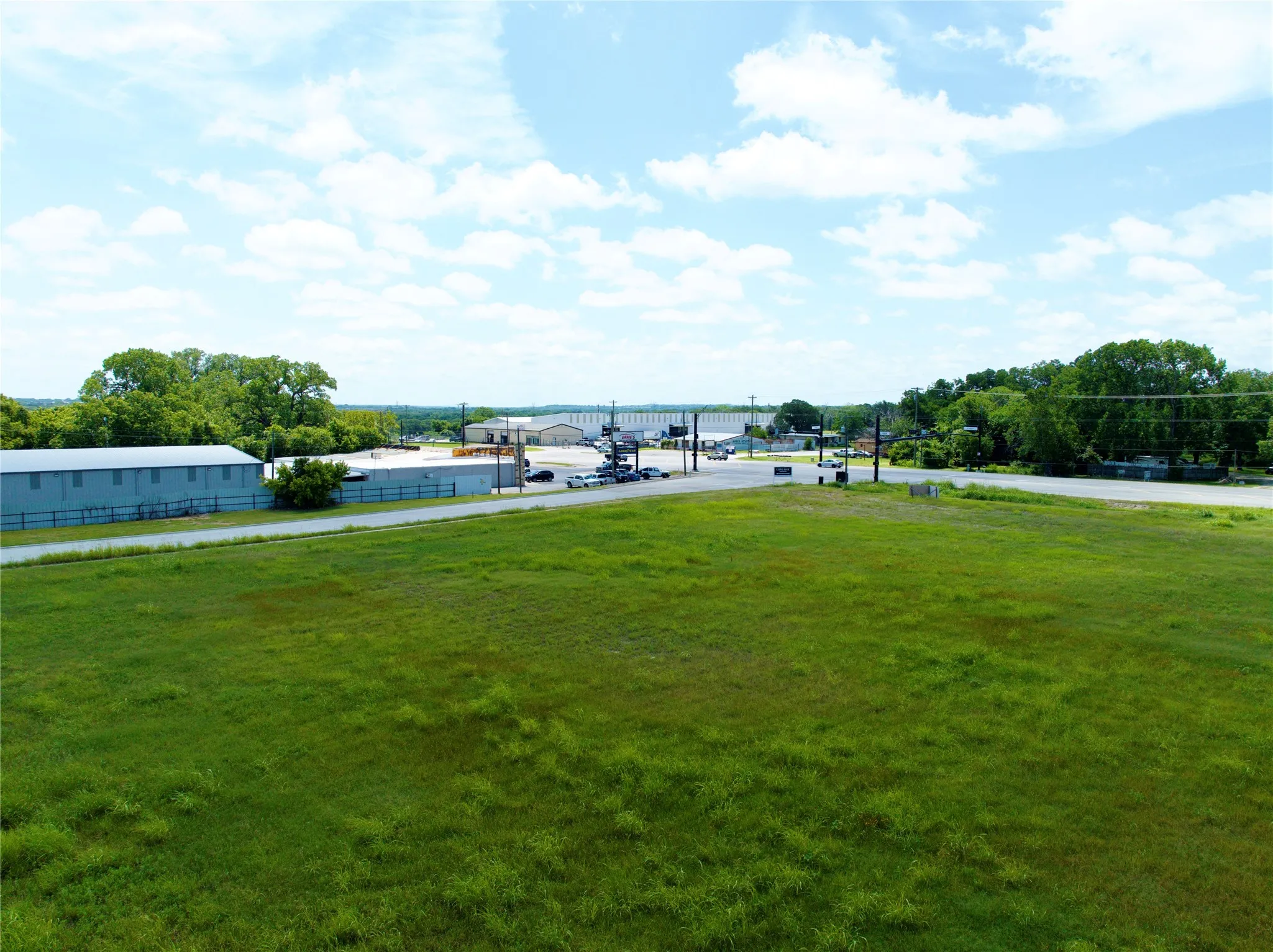 Unimproved Land For Sale in Parker County , 1801 Lot 5 Fort Worth Highway, Weatherford, Texas 76086, 0, 0, Garage spaces, 0 Sqft, built in 0, Price $517,493, mls#21365311, Real Estate Agent in Weatherford, Homes For Sale in Parker county, Homes For Sale in Weatherford, Realtor in Weatherford Texas, Real Estate Brokerage Independent Realty Texas, Luminita Cordes Realtor