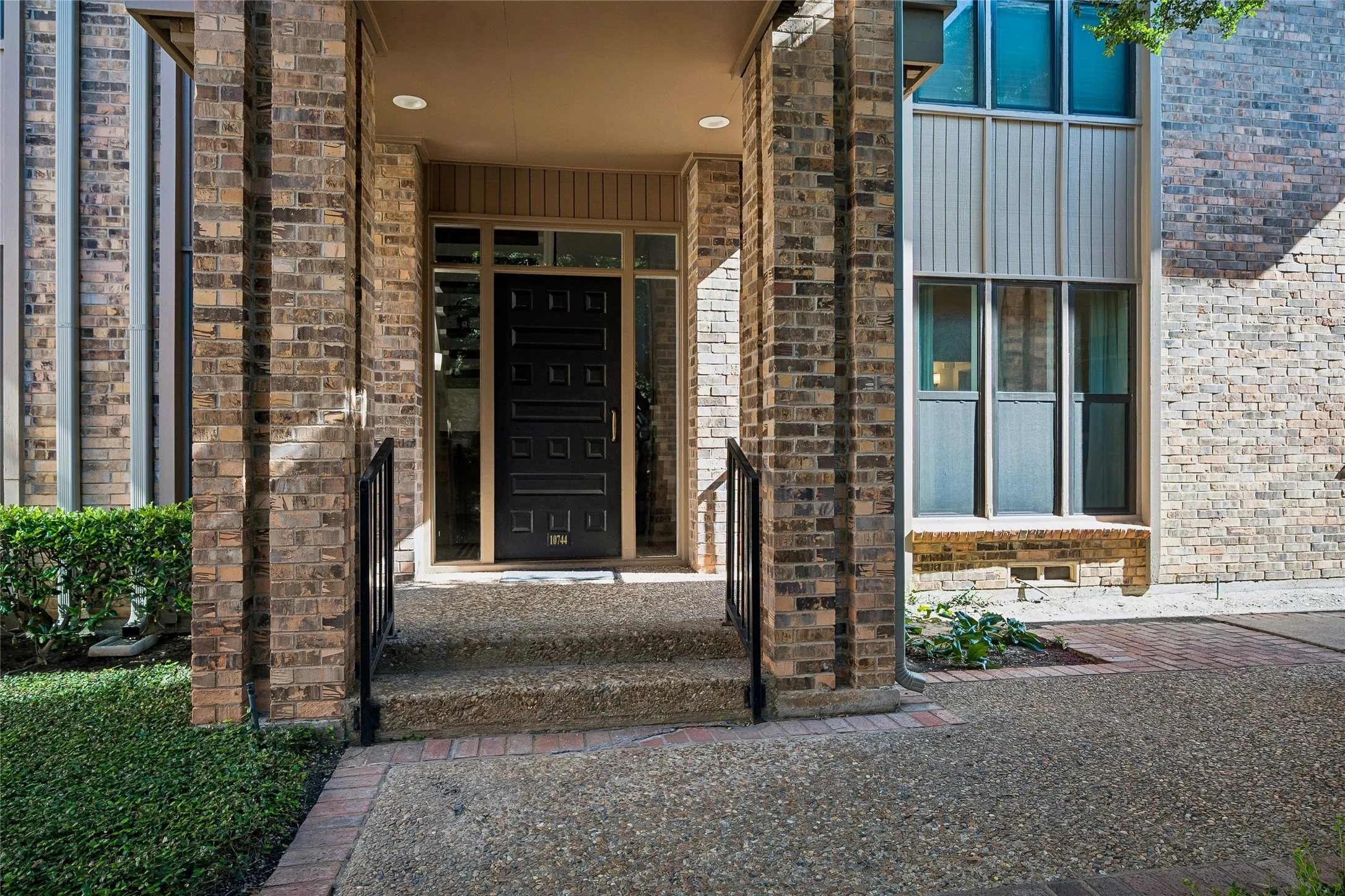 Entrance to 10744 Park Village Pl