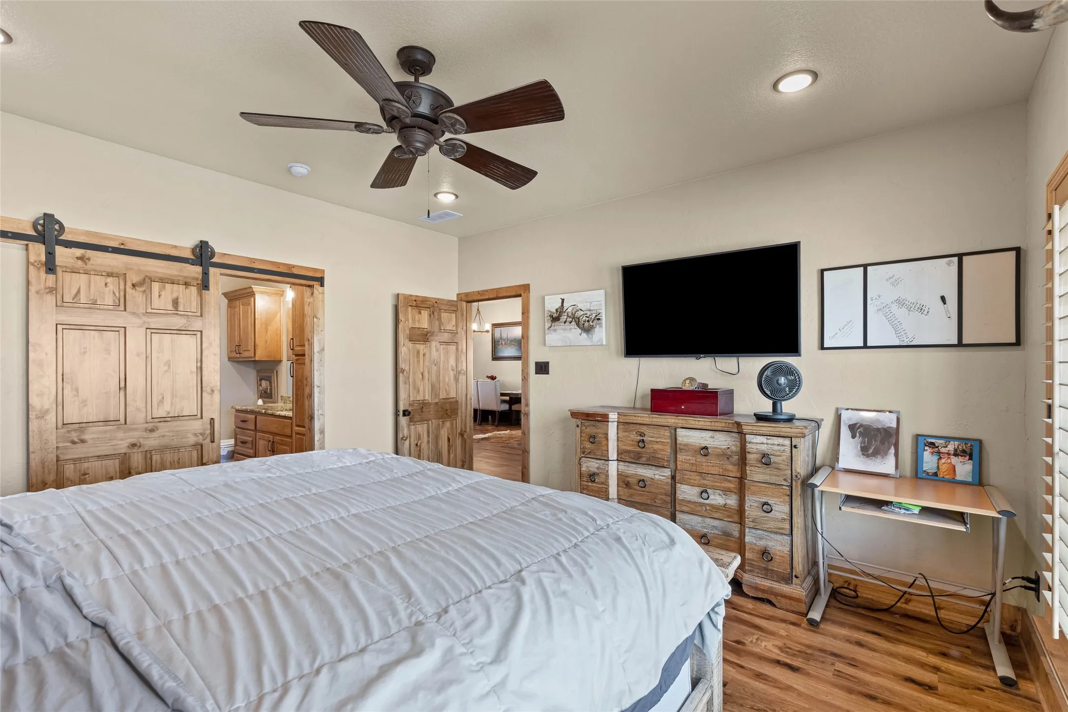 Single Family Residence For Sale in Wise County , 12880 N County Line Rd, Ponder, Texas 76259, 3 Bedroom, 2 Bathroom, 2 Garage spaces, 2,024 Sqft, built in 2020, Price $1,200,000, mls#21362124, Real Estate Agent in Ponder, Homes For Sale in Wise county, Homes For Sale in Ponder, Realtor in Ponder Texas, Real Estate Brokerage Independent Realty Texas, Luminita Cordes Realtor