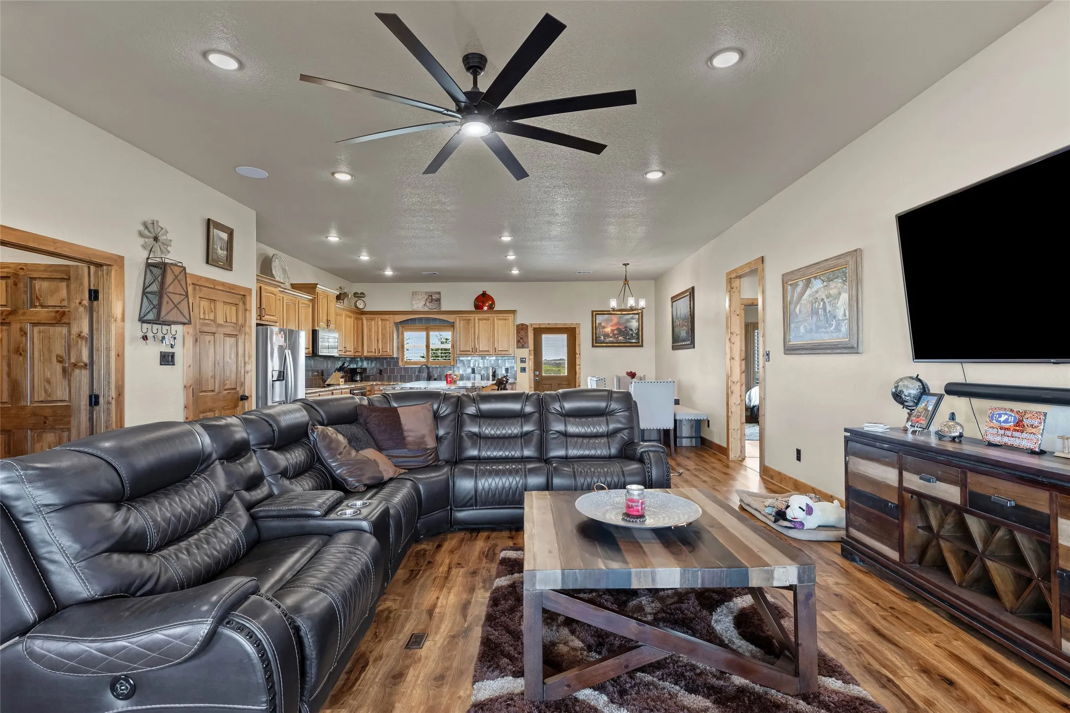 Single Family Residence For Sale in Wise County , 12880 N County Line Rd, Ponder, Texas 76259, 3 Bedroom, 2 Bathroom, 2 Garage spaces, 2,024 Sqft, built in 2020, Price $1,200,000, mls#21362124, Real Estate Agent in Ponder, Homes For Sale in Wise county, Homes For Sale in Ponder, Realtor in Ponder Texas, Real Estate Brokerage Independent Realty Texas, Luminita Cordes Realtor