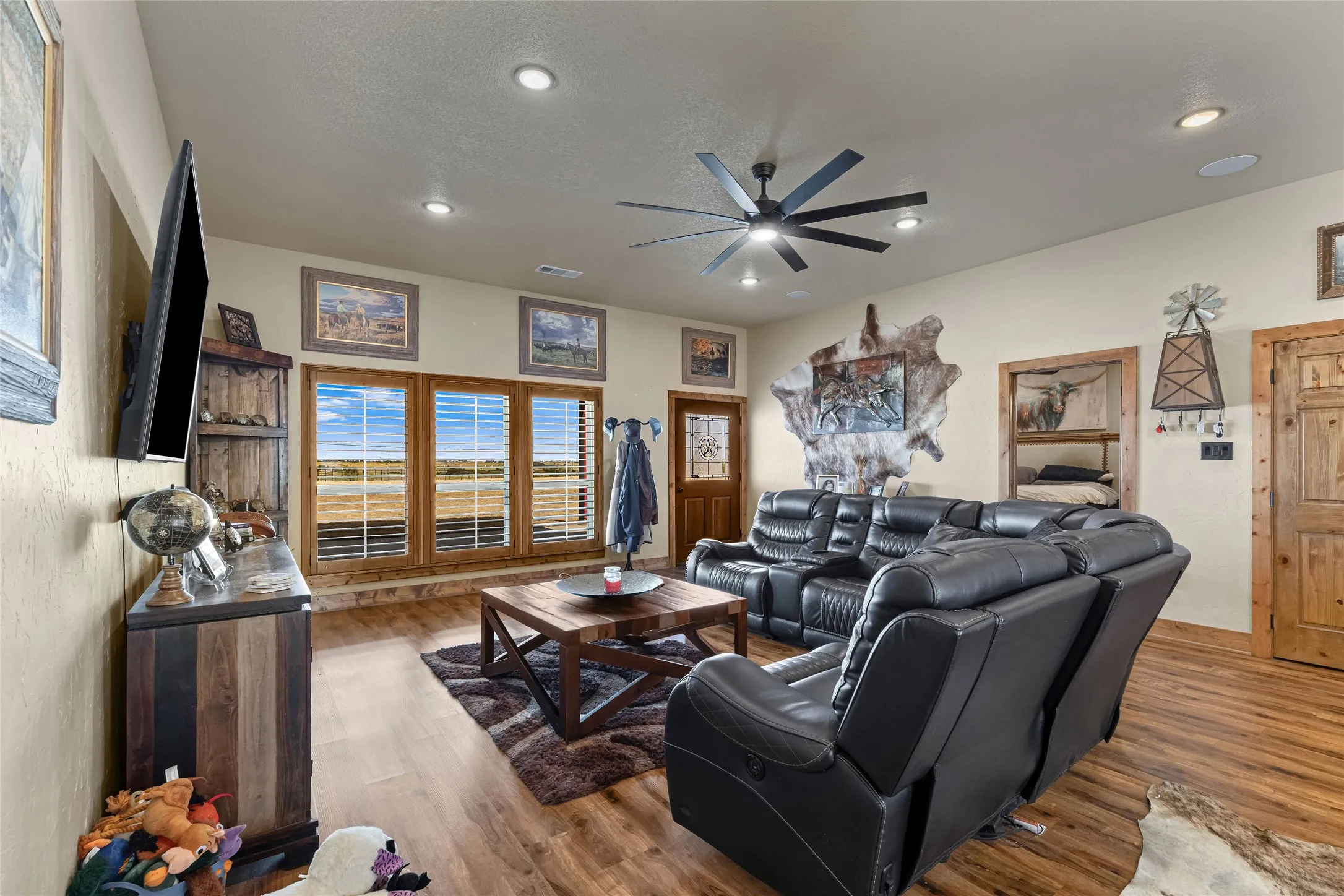 Single Family Residence For Sale in Wise County , 12880 N County Line Rd, Ponder, Texas 76259, 3 Bedroom, 2 Bathroom, 2 Garage spaces, 2,024 Sqft, built in 2020, Price $1,200,000, mls#21362124, Real Estate Agent in Ponder, Homes For Sale in Wise county, Homes For Sale in Ponder, Realtor in Ponder Texas, Real Estate Brokerage Independent Realty Texas, Luminita Cordes Realtor