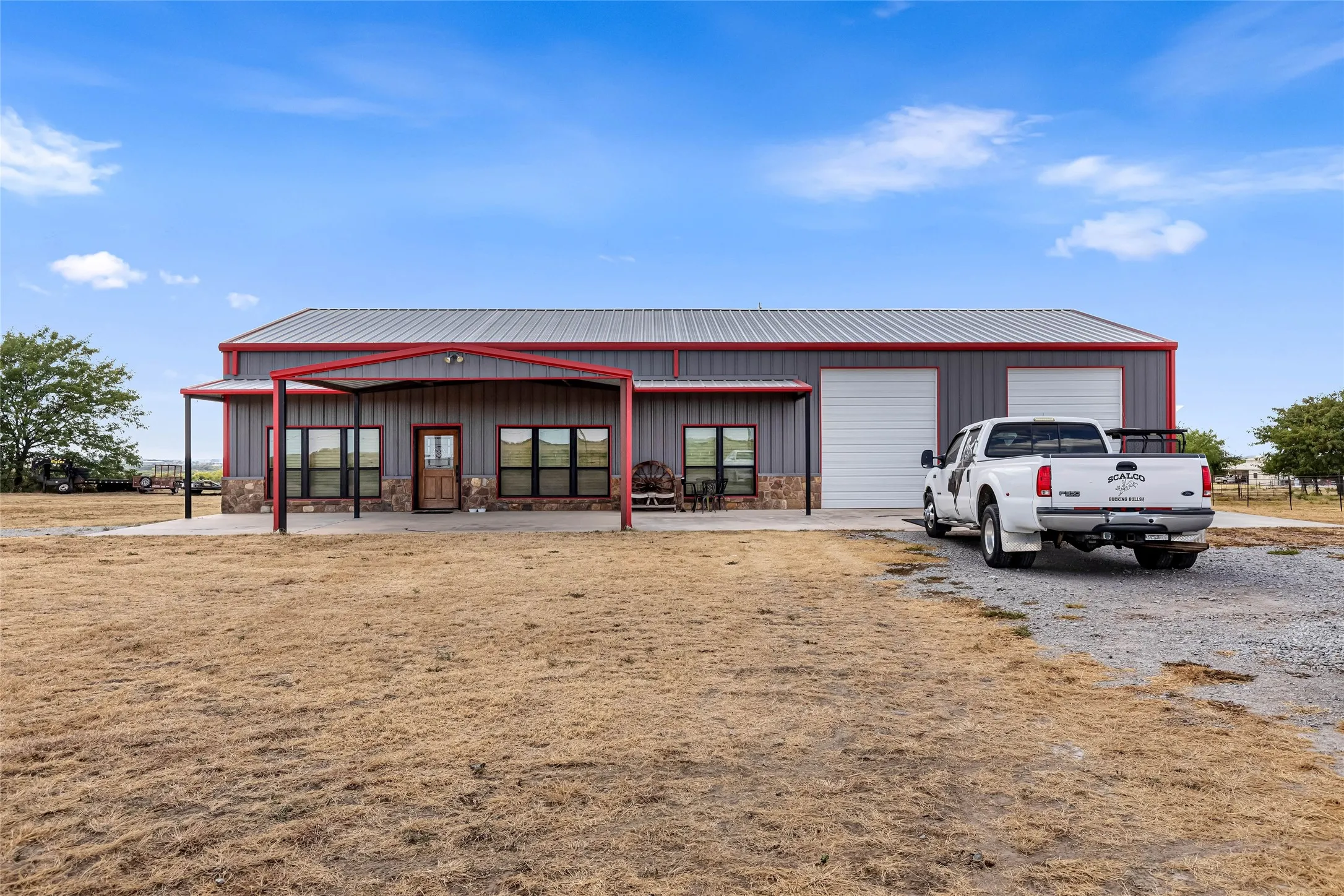Single Family Residence For Sale in Wise County , 12880 N County Line Rd, Ponder, Texas 76259, 3 Bedroom, 2 Bathroom, 2 Garage spaces, 2,024 Sqft, built in 2020, Price $1,200,000, mls#21362124, Real Estate Agent in Ponder, Homes For Sale in Wise county, Homes For Sale in Ponder, Realtor in Ponder Texas, Real Estate Brokerage Independent Realty Texas, Luminita Cordes Realtor