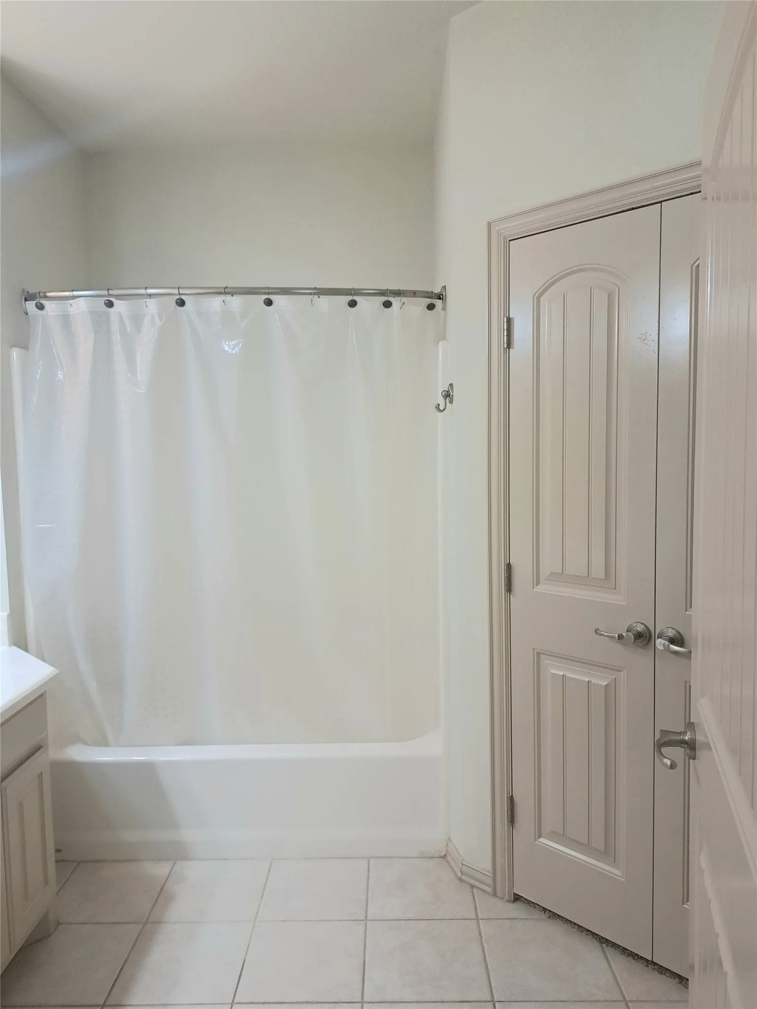 Quadruplex For Rent in Parker County , 1301 DICEY Road 217, Weatherford, Texas 76085, 2 Bedroom, 2 Bathroom, 1 Garage spaces, 1,350 Sqft, built in 2007, mls#21365309, Real Estate Agent in Weatherford, Homes For Rent in Parker county, Homes For Rent in Weatherford, Realtor in Weatherford Texas, Real Estate Brokerage Independent Realty Texas, Luminita Cordes Realtor