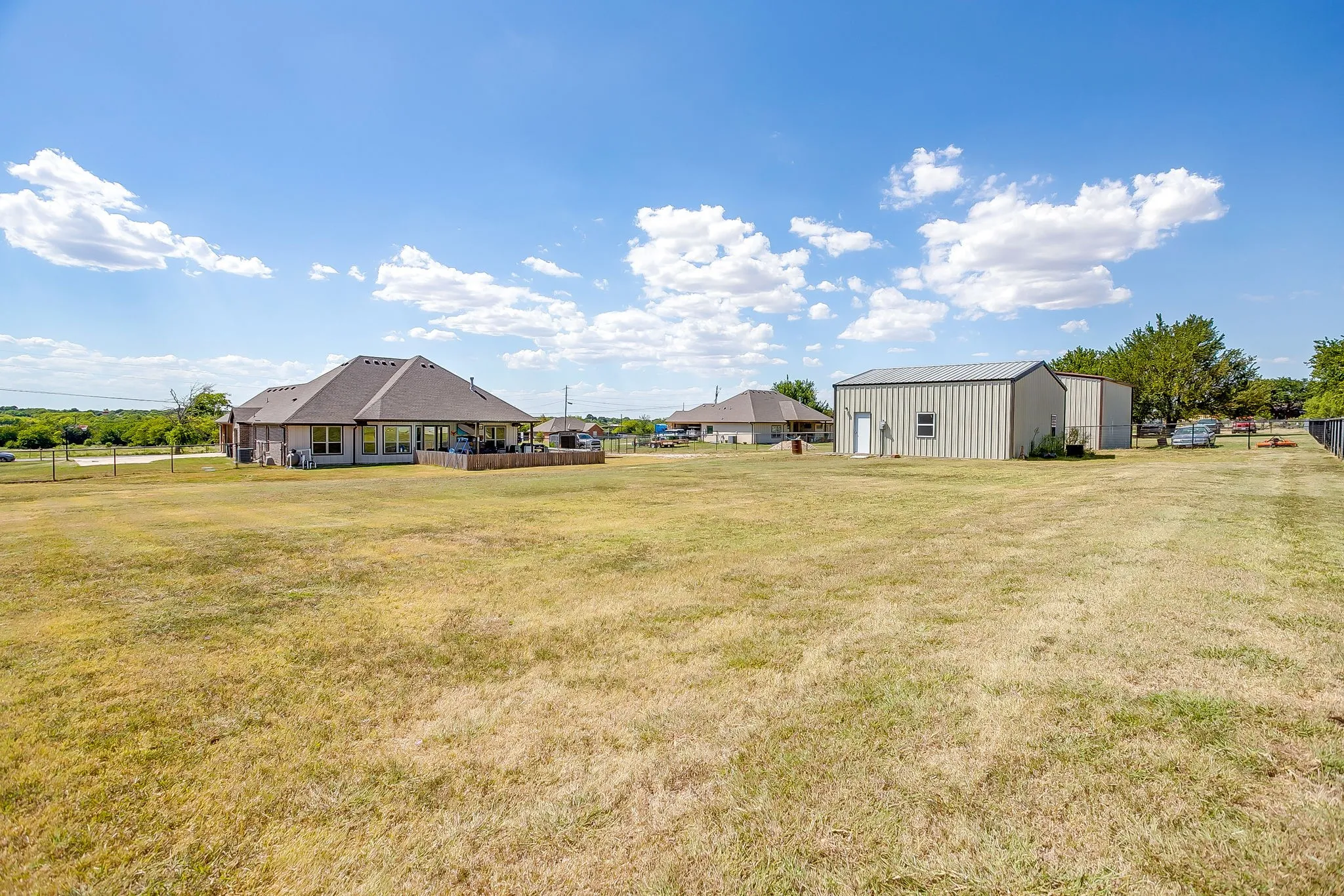 Single Family Residence For Sale in Johnson County , 8032 County Road 1006, Godley, Texas 76044, 4 Bedroom, 2 Bathroom, 2 Garage spaces, 2,355 Sqft, built in 2021, mls#21364533, Real Estate Agent in Godley, Homes For Sale in Johnson county, Homes For Sale in Godley, Realtor in Godley Texas, Real Estate Brokerage Independent Realty Texas, Luminita Cordes Realtor