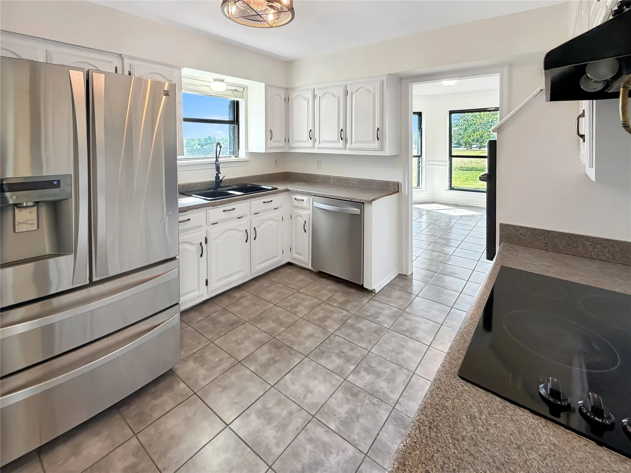 Single Family Residence For Sale in Hunt County , 1106 N Atkins Drive, Celeste, Texas 75423, 3 Bedroom, 2 Bathroom, 2 Garage spaces, 1,625 Sqft, built in 1989, mls#21365312, Real Estate Agent in Celeste, Homes For Sale in Hunt county, Homes For Sale in Celeste, Realtor in Celeste Texas, Real Estate Brokerage Independent Realty Texas, Luminita Cordes Realtor