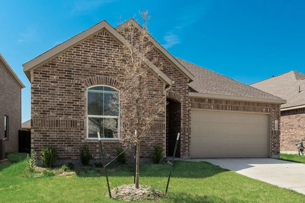 Single Family Residence For Rent in Denton County , 1336 Francesca Drive, Little Elm, Texas 75068, 4 Bedroom, 2 Bathroom, 2 Garage spaces, 2,083 Sqft, built in 2025, mls#21365290, Real Estate Agent in Little Elm, Homes For Rent in Denton county, Homes For Rent in Little Elm, Realtor in Little Elm Texas, Real Estate Brokerage Independent Realty Texas, Luminita Cordes Realtor