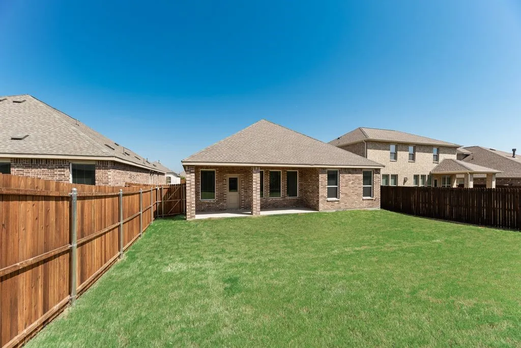 Single Family Residence For Rent in Denton County , 1336 Francesca Drive, Little Elm, Texas 75068, 4 Bedroom, 2 Bathroom, 2 Garage spaces, 2,083 Sqft, built in 2025, mls#21365290, Real Estate Agent in Little Elm, Homes For Rent in Denton county, Homes For Rent in Little Elm, Realtor in Little Elm Texas, Real Estate Brokerage Independent Realty Texas, Luminita Cordes Realtor