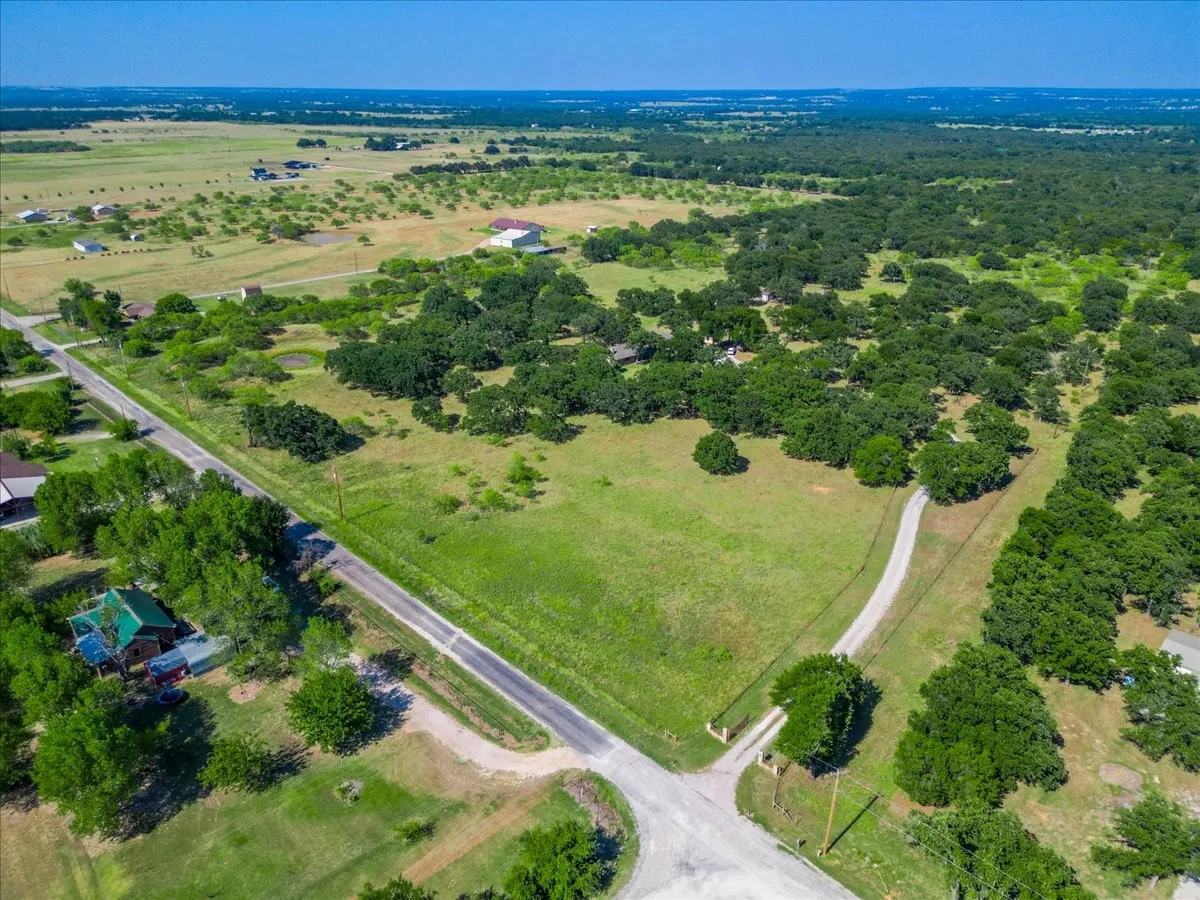 Farm For Sale in Palo Pinto County , 2136 Hayes Road, Mineral Wells, Texas 76067, 3 Bedroom, 2 Bathroom, Garage spaces, 1,924 Sqft, built in 1980, mls#21364930, Real Estate Agent in Mineral Wells, Homes For Sale in Palo Pinto county, Homes For Sale in Mineral Wells, Realtor in Mineral Wells Texas, Real Estate Brokerage Independent Realty Texas, Luminita Cordes Realtor