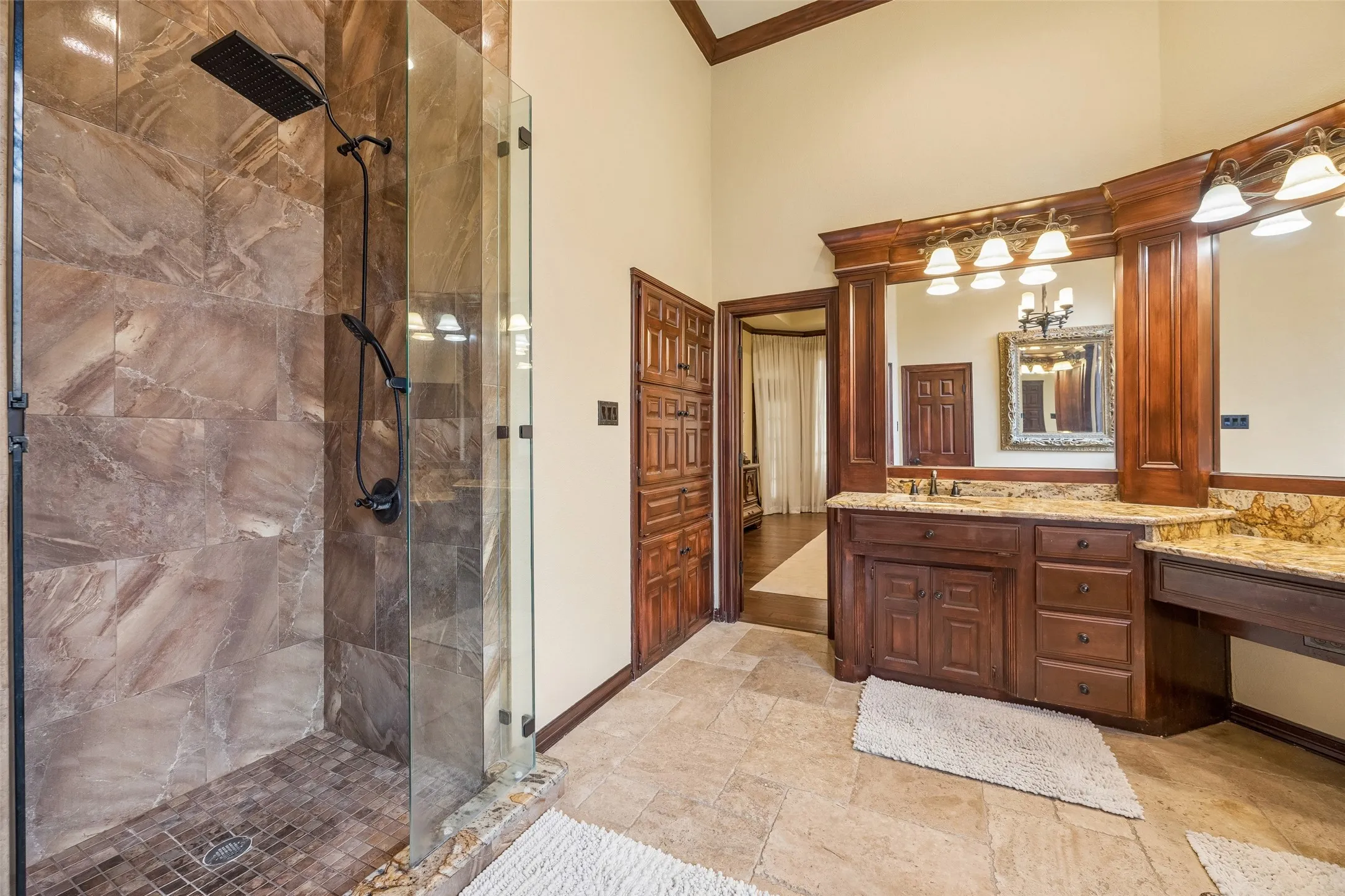 Single Family Residence For Sale in Tarrant County , 7302 Belle Meade Drive, Colleyville, Texas 76034, 4 Bedroom, 4 Bathroom, 3 Garage spaces, 4,413 Sqft, built in 1990, mls#21365227, Real Estate Agent in Colleyville, Homes For Sale in Tarrant county, Homes For Sale in Colleyville, Realtor in Colleyville Texas, Real Estate Brokerage Independent Realty Texas, Luminita Cordes Realtor